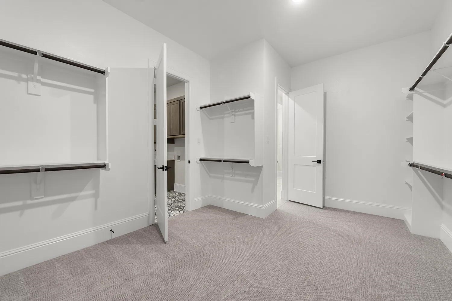 9334 Churchill Gardens Court Property Photo 18