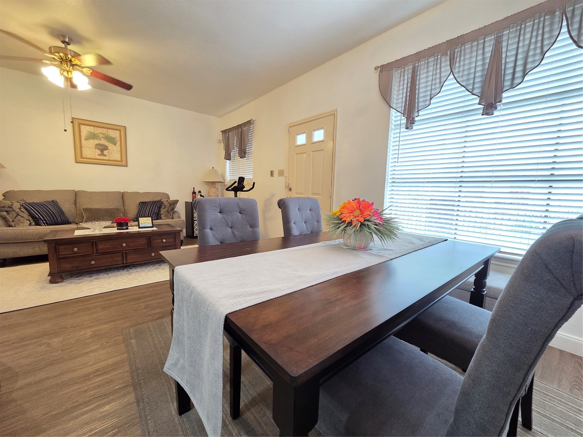 1103 Dulles Avenue 1402 Property Photo 4