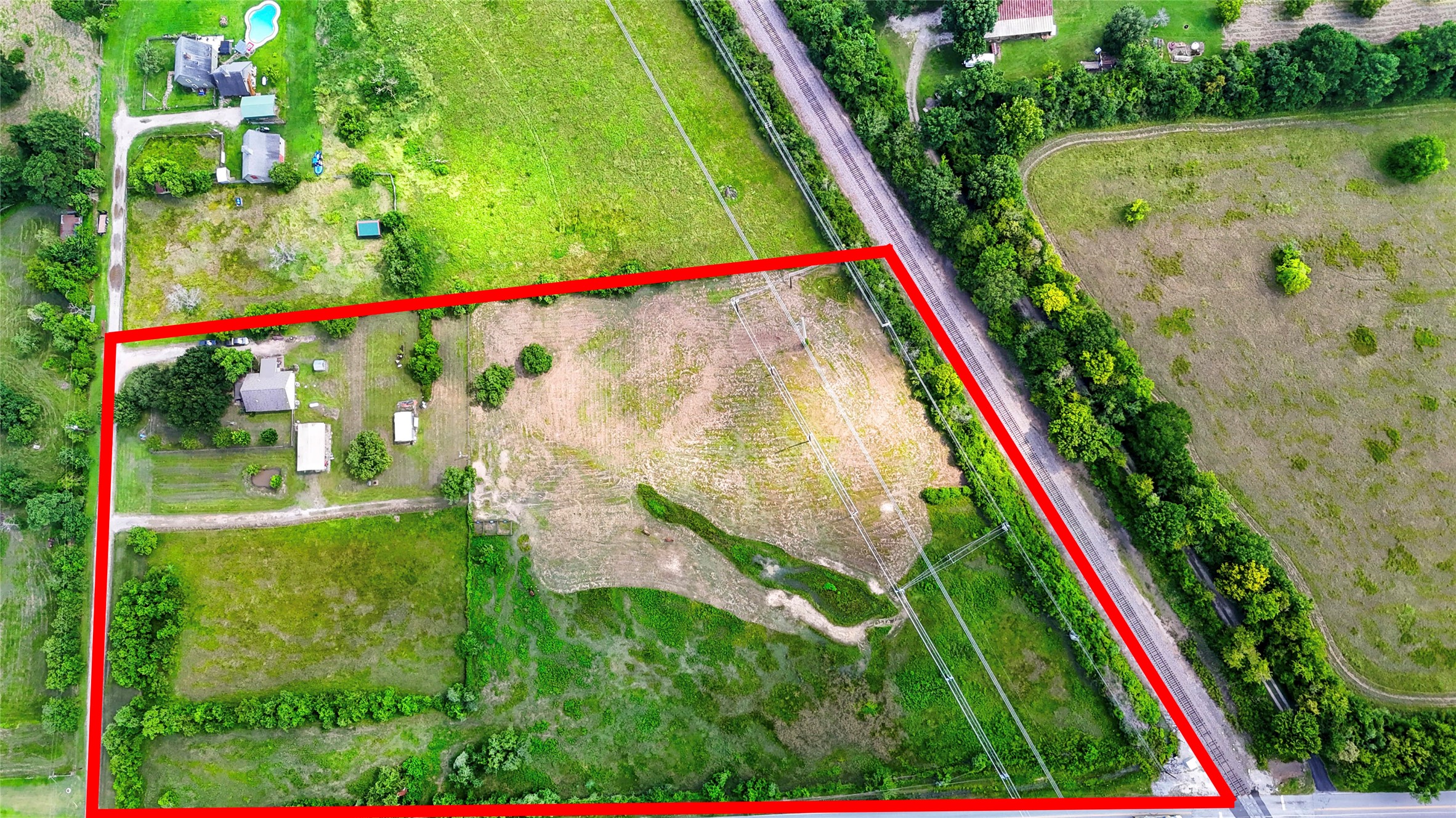 922 Agg Road Property Photo 3