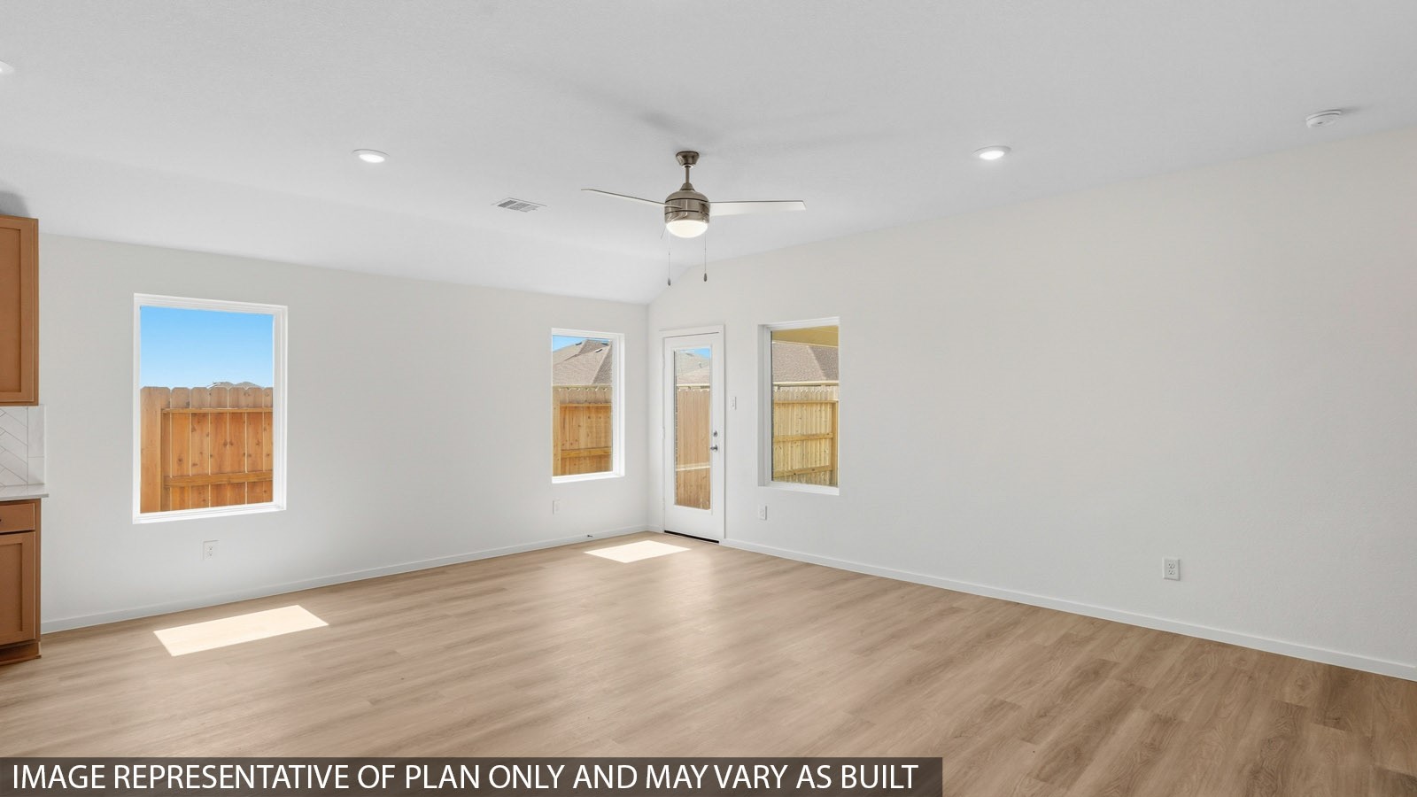 3076 Nori Shores Drive Property Photo 8