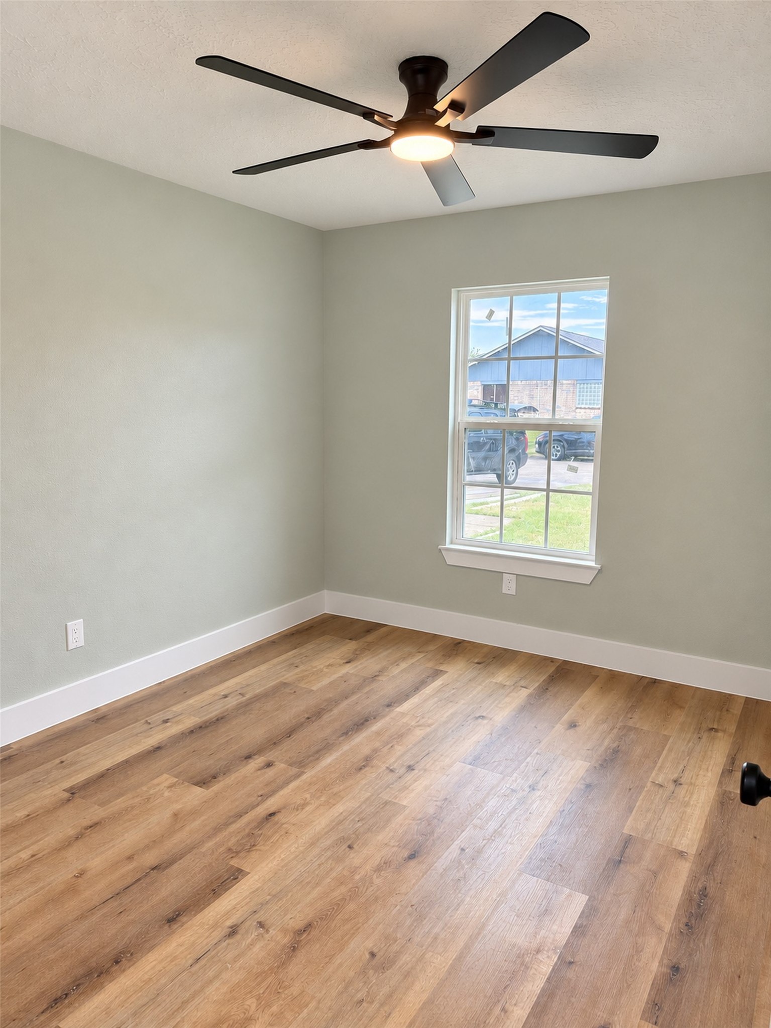 6210 Clayridge Drive Property Photo 19
