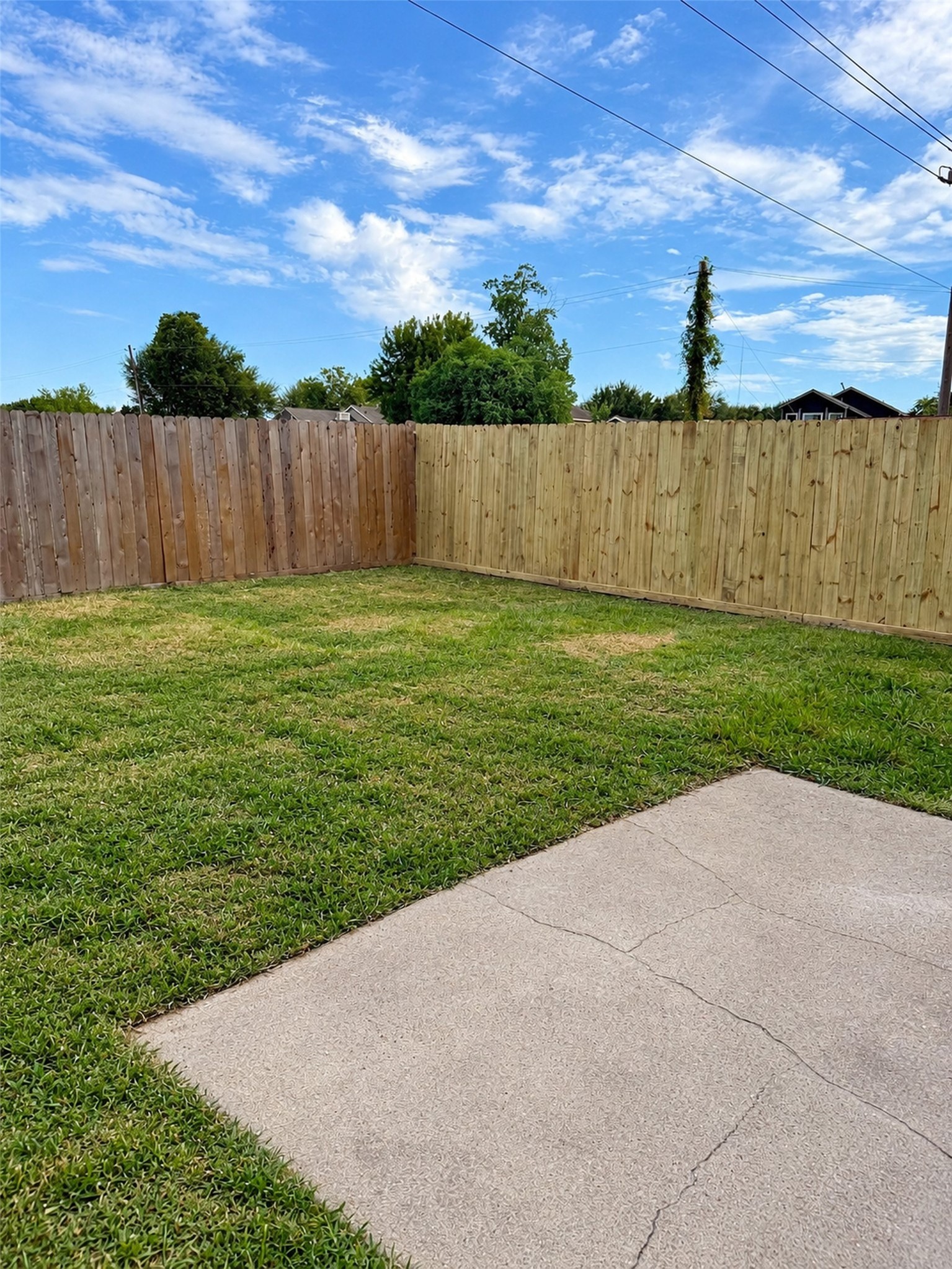 6210 Clayridge Drive Property Photo 21