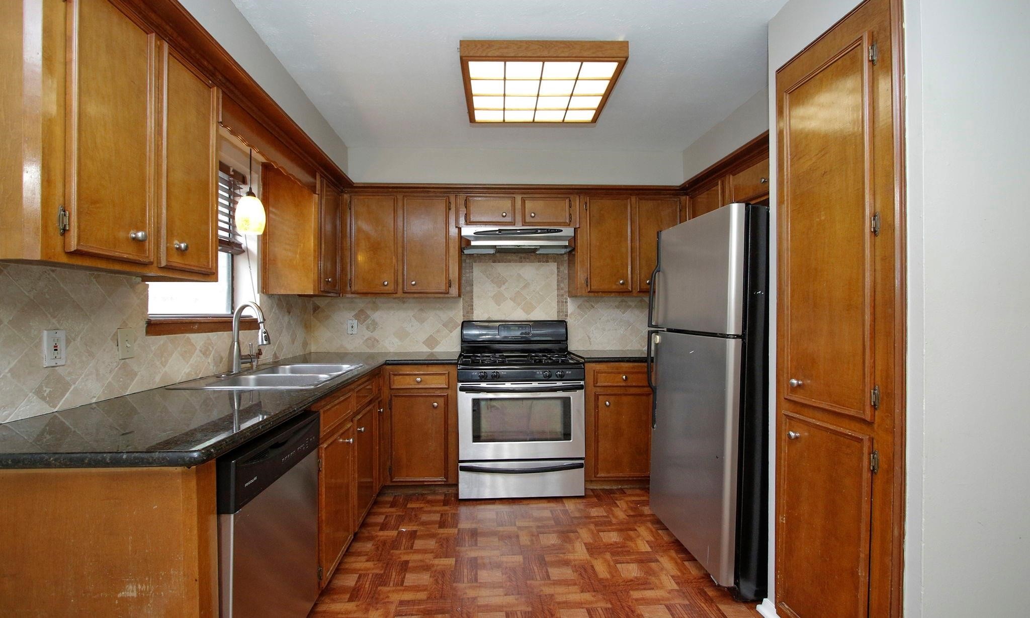 1 Greeningdon Street Property Photo 8