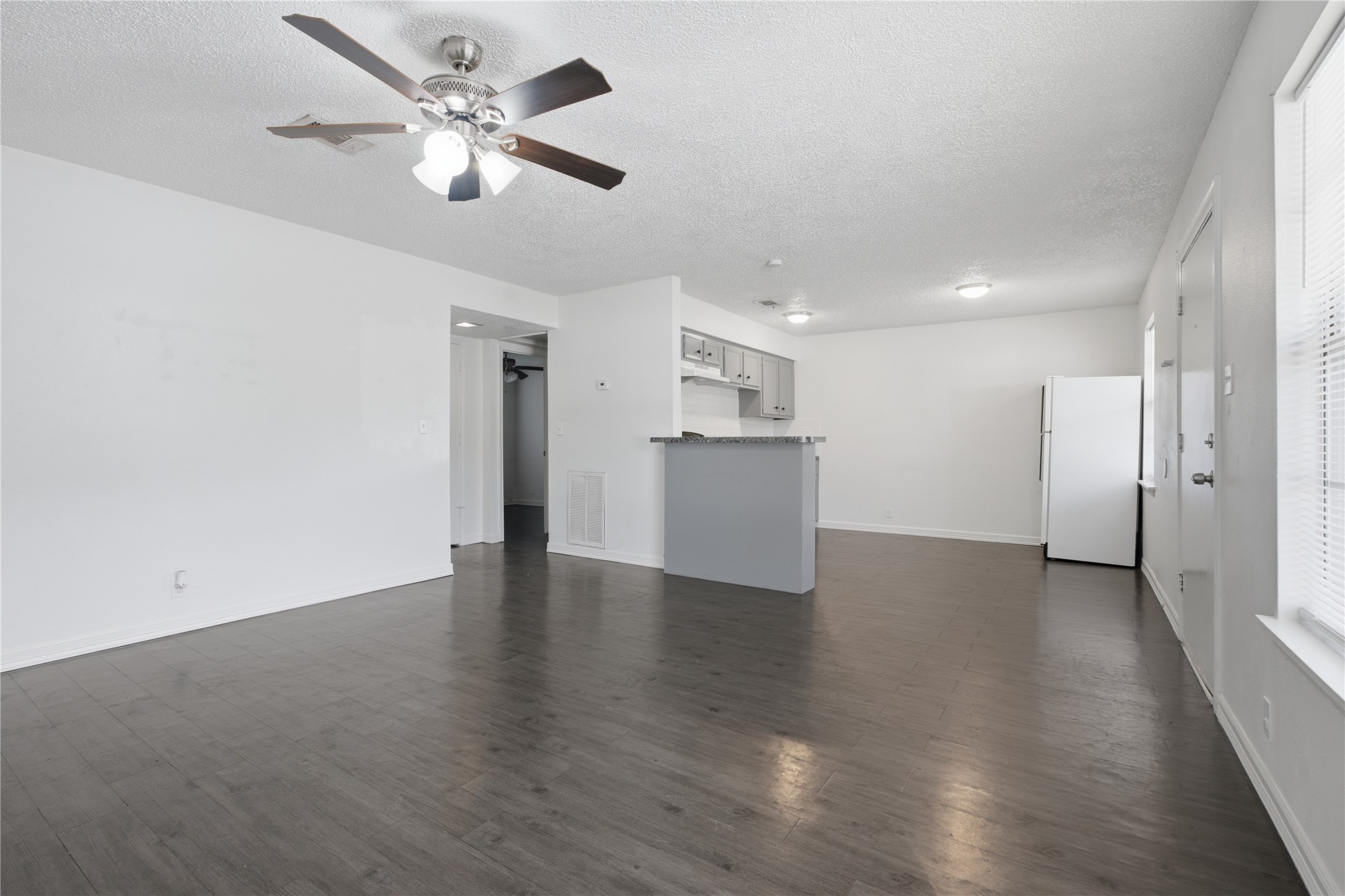 8430 Roundrock Drive 1 Property Photo 23