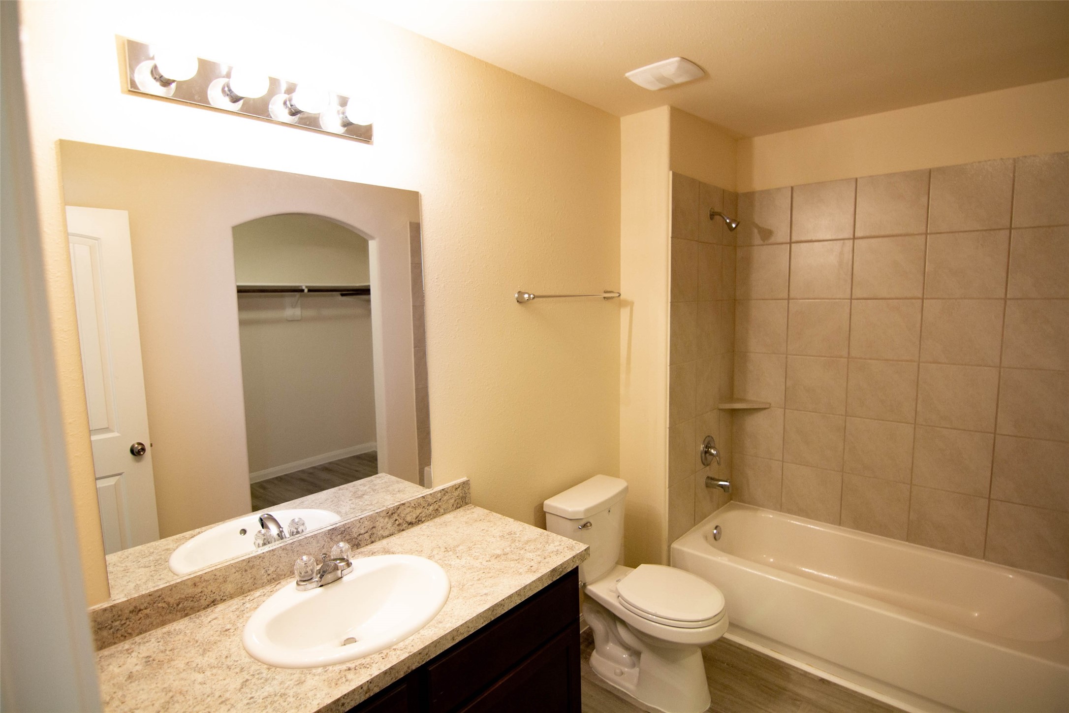3514 Bluebird Park Lane Property Photo 8