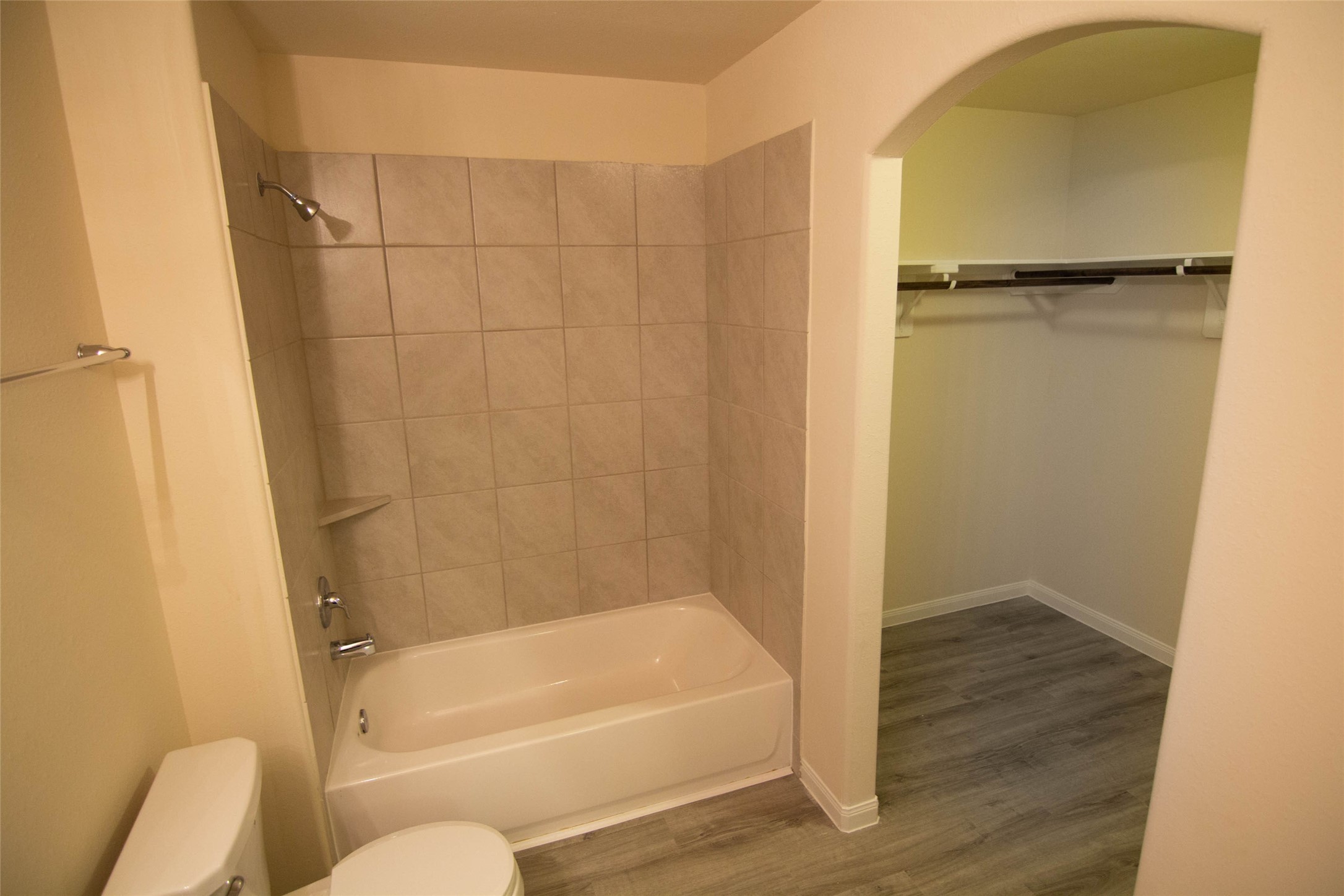 3514 Bluebird Park Lane Property Photo 9