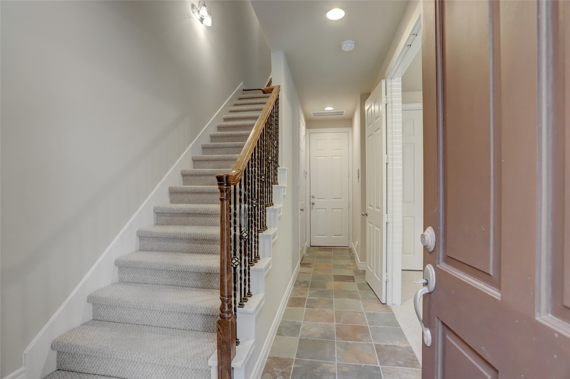 9133 Creekstone Lake Drive Property Photo 3