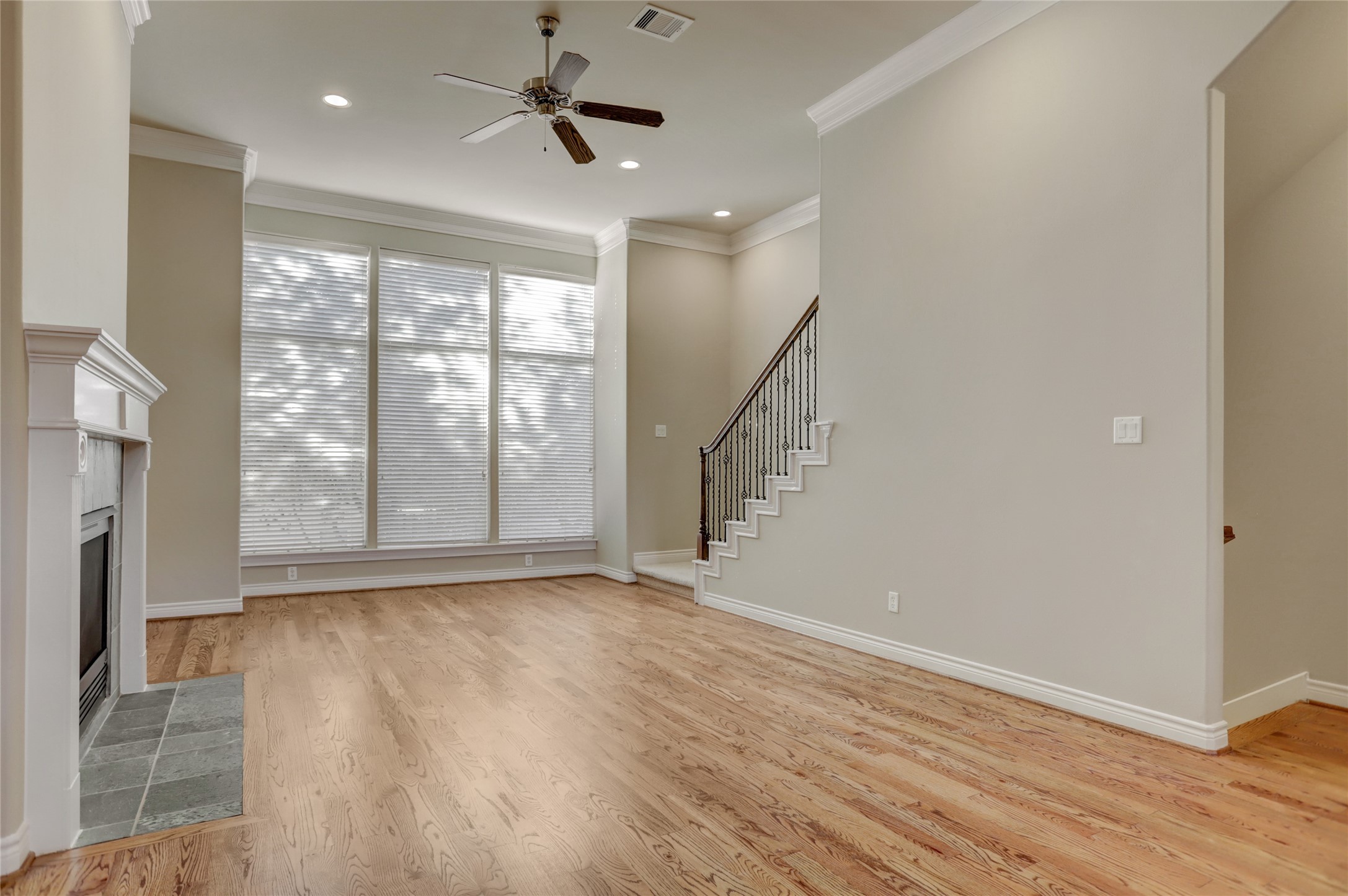 9133 Creekstone Lake Drive Property Photo 7