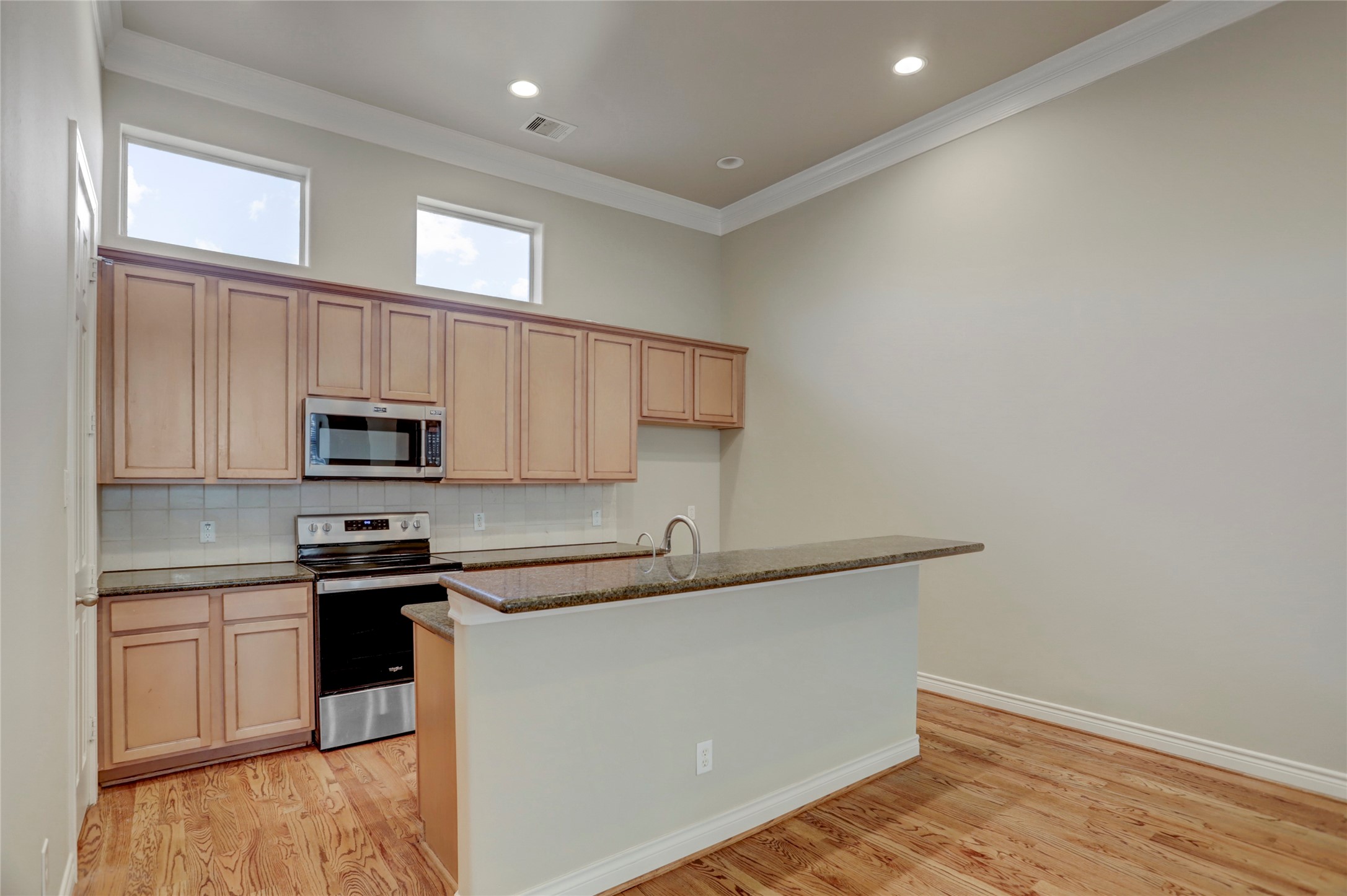 9133 Creekstone Lake Drive Property Photo 11