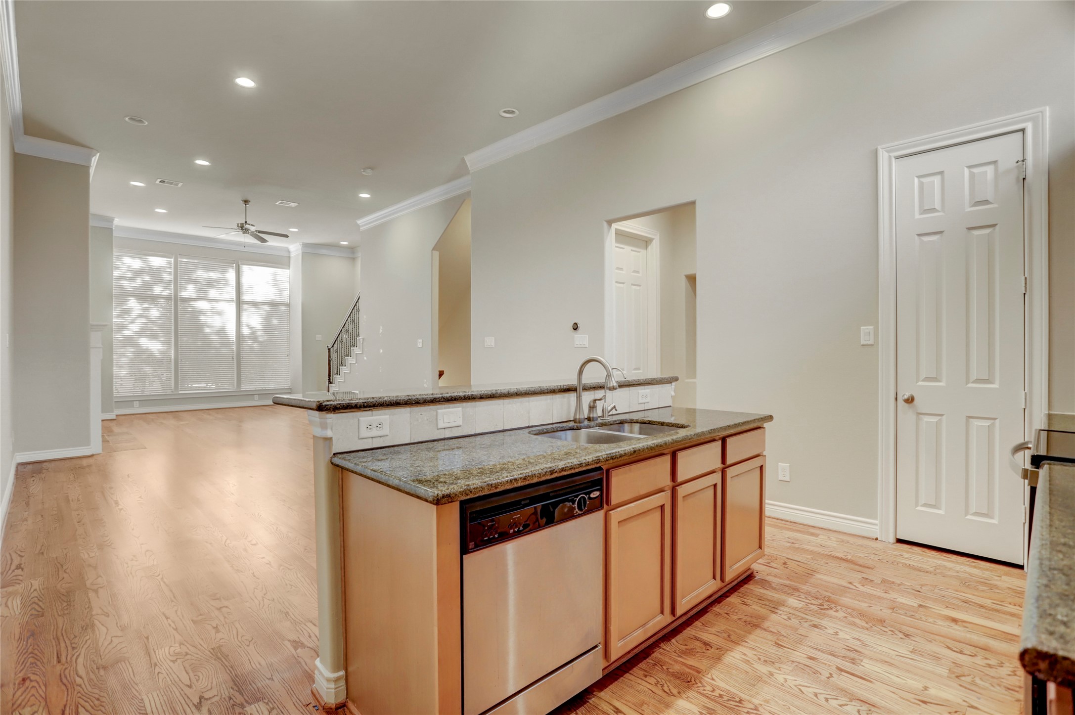 9133 Creekstone Lake Drive Property Photo 13