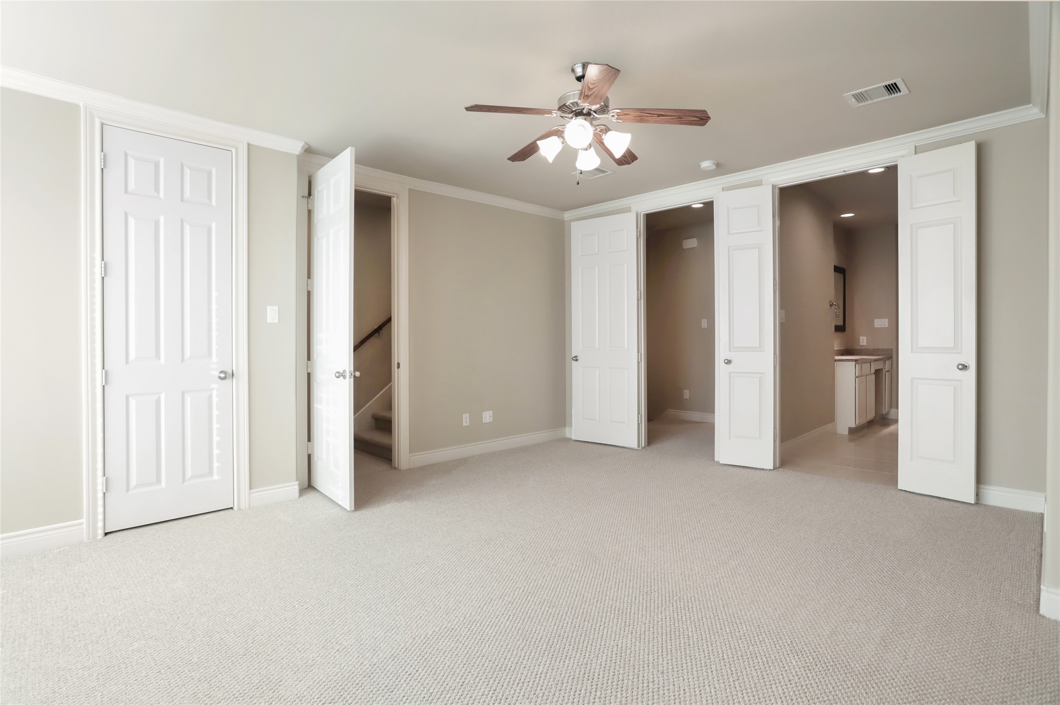 9133 Creekstone Lake Drive Property Photo 17