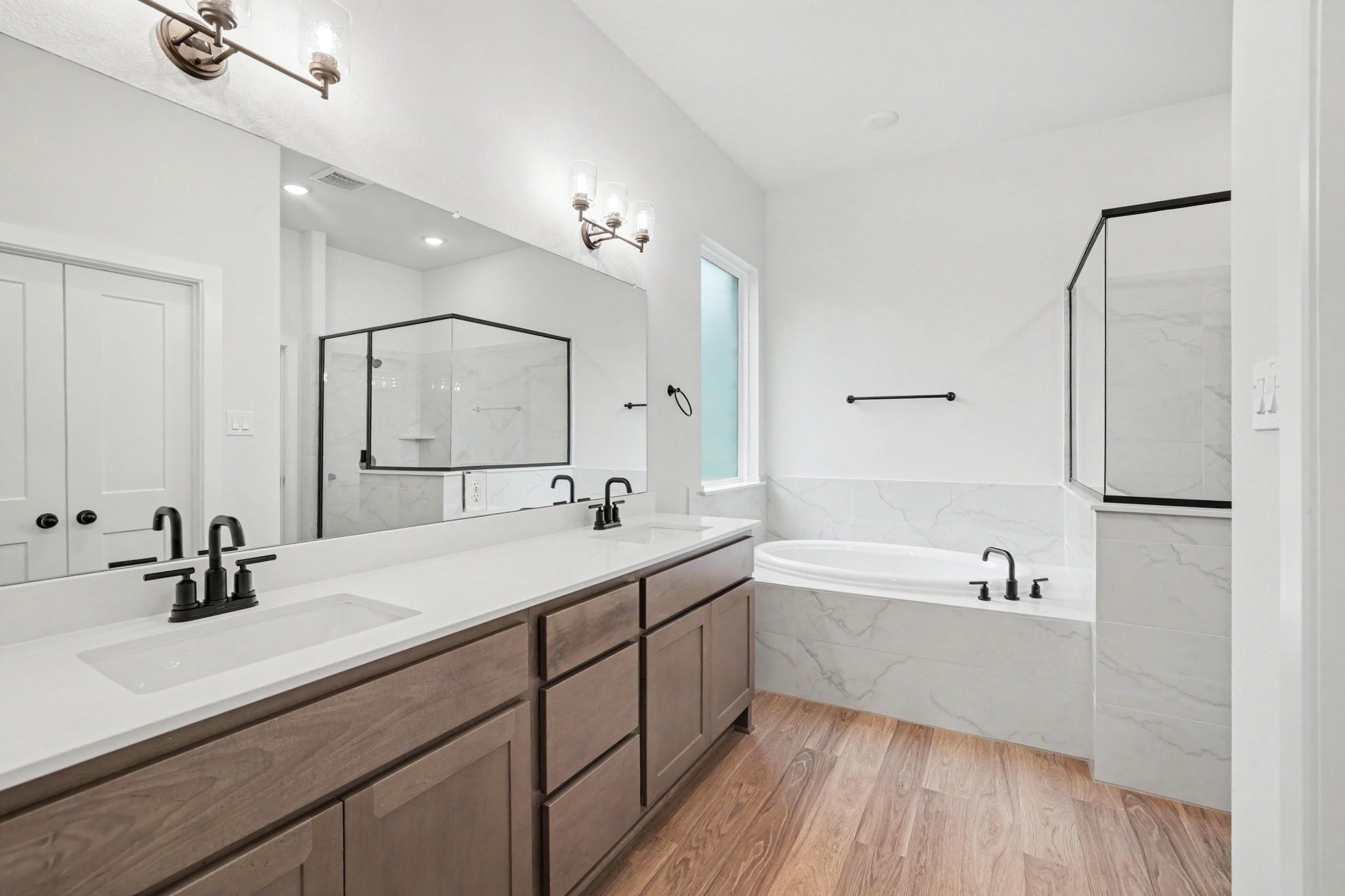 13847 Bourbon Rose Property Photo 13