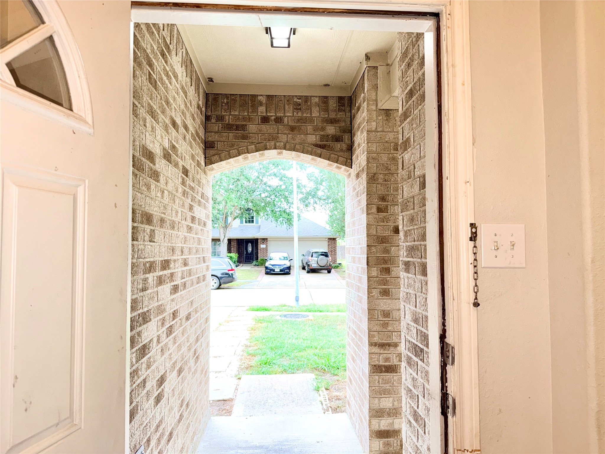 16923 Hampton Glen Court Property Photo 10