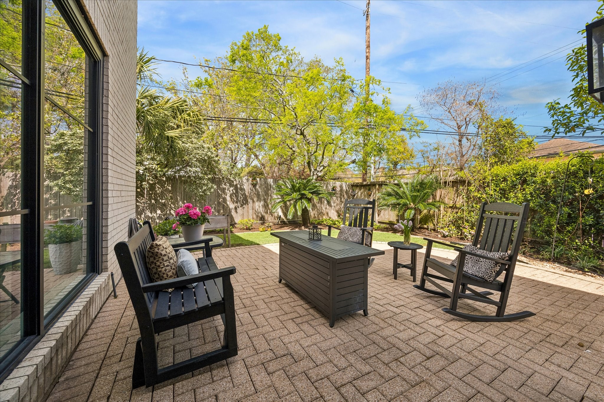 2402 Mcclendon Street Property Photo 47