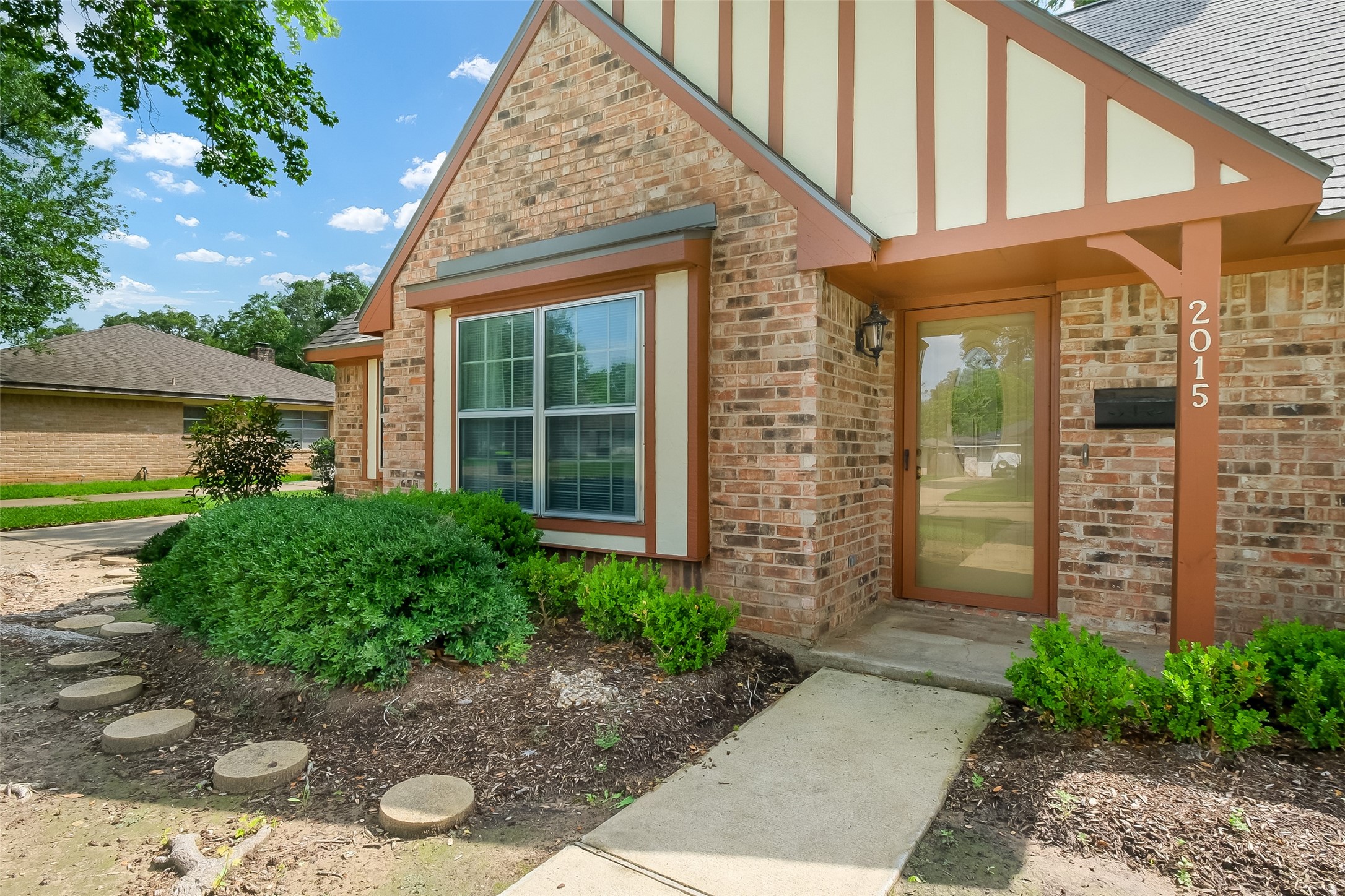 2015 Tanglelane Street Property Photo 3