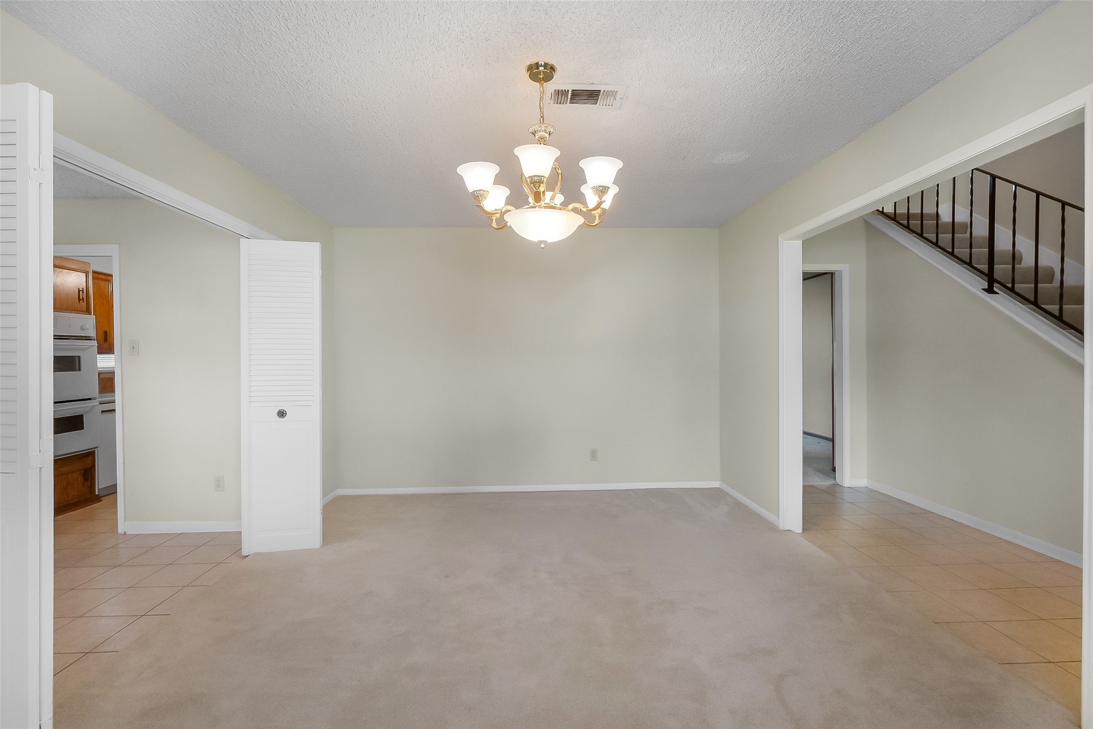 2015 Tanglelane Street Property Photo 7