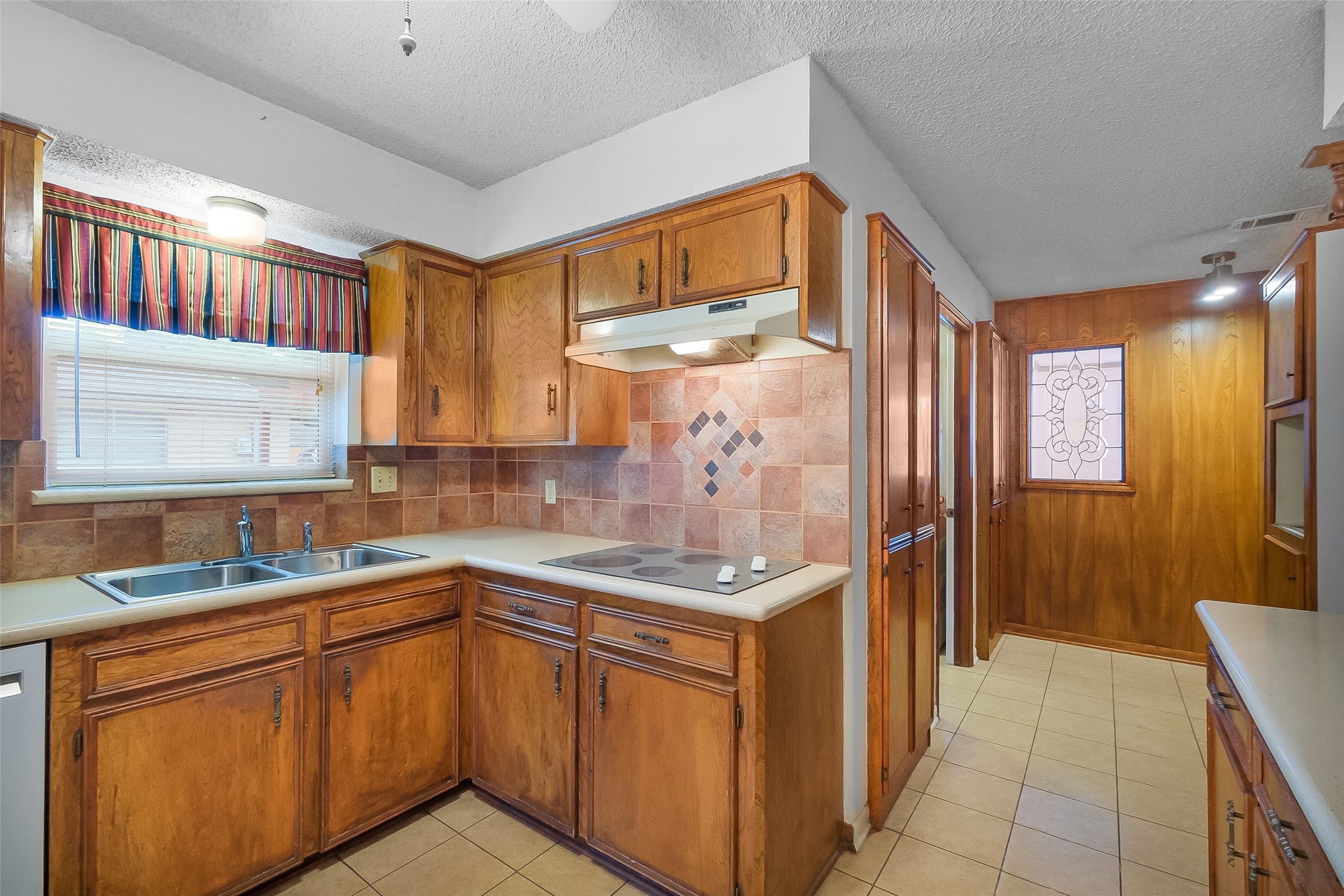 2015 Tanglelane Street Property Photo 10
