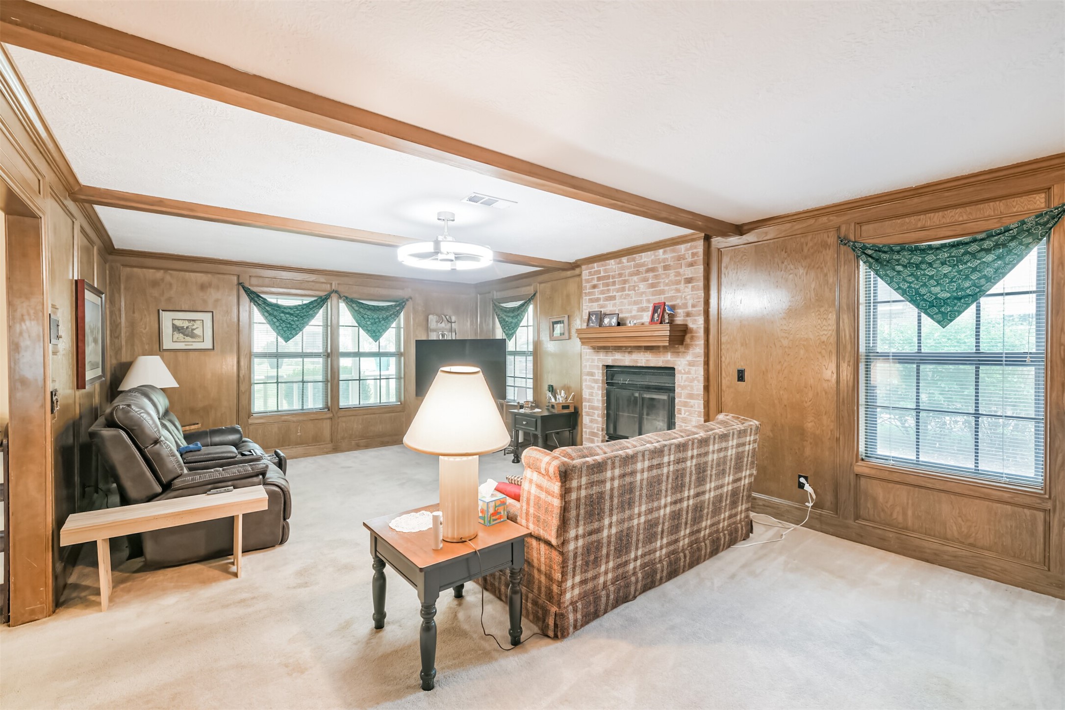 6 Amara Court Property Photo 6