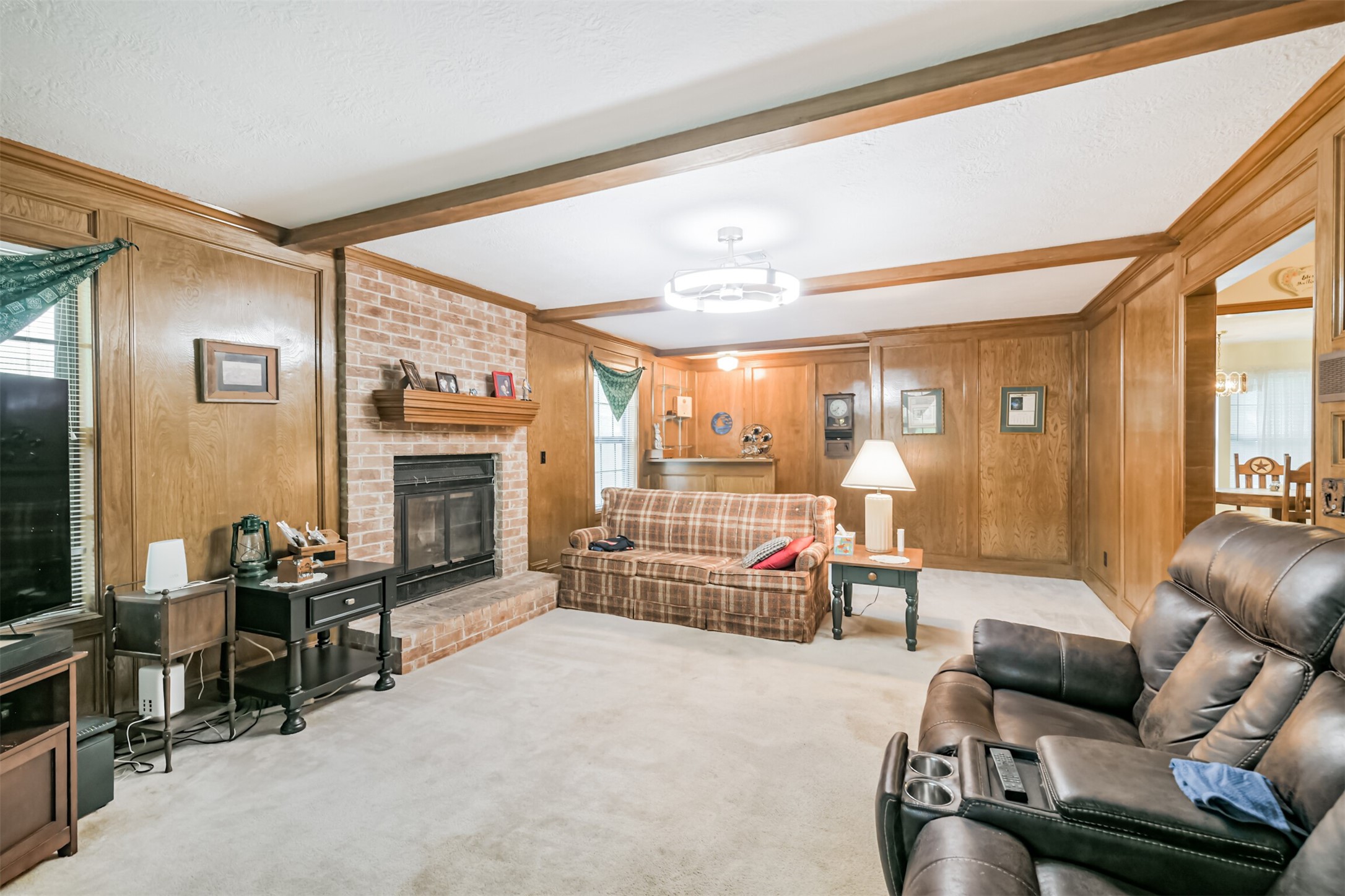 6 Amara Court Property Photo 8