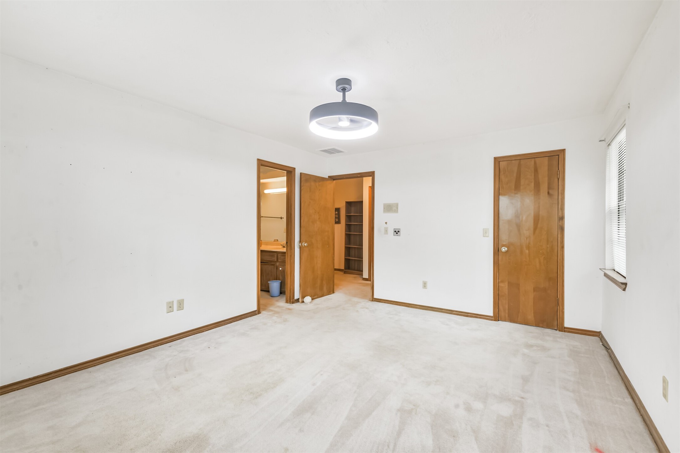 6 Amara Court Property Photo 19