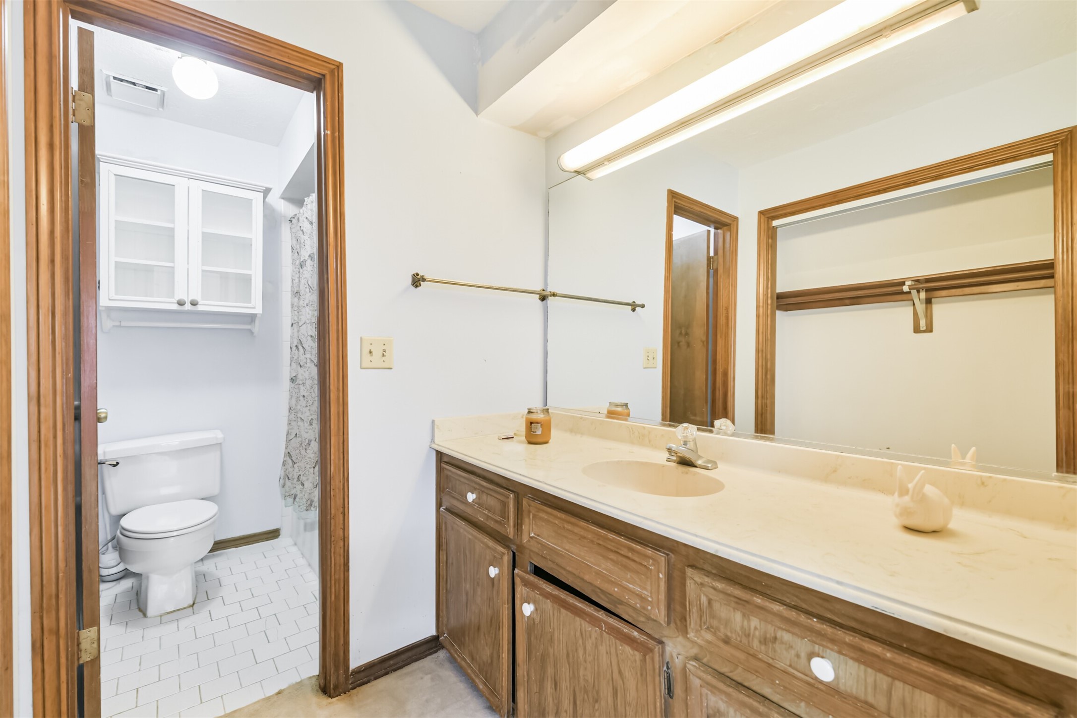 6 Amara Court Property Photo 20