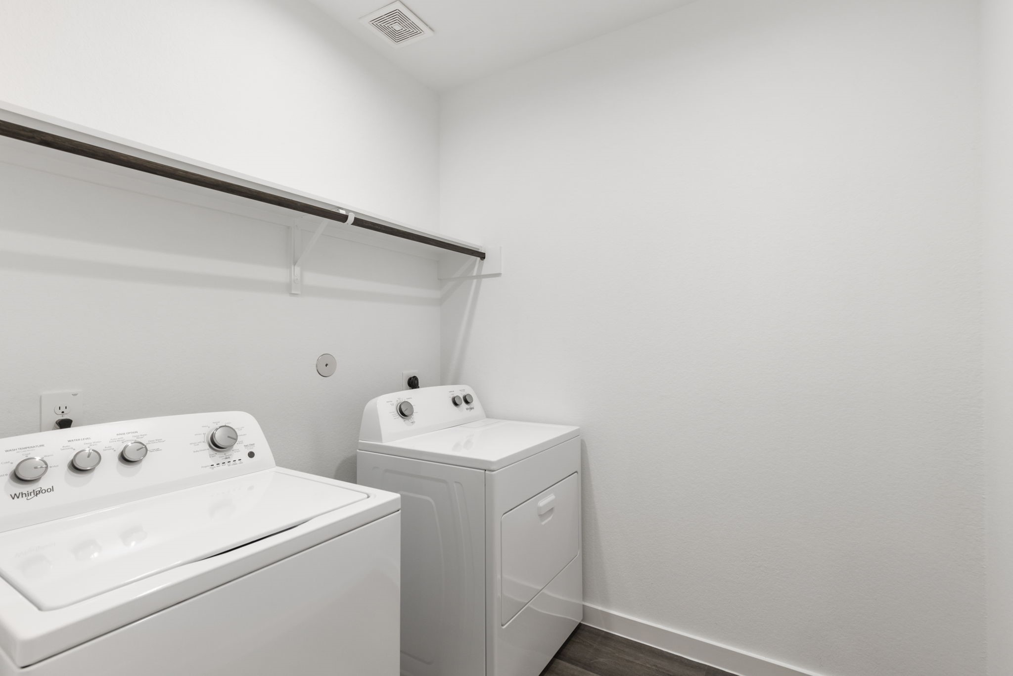 1589 Oakdale Crest Road Property Photo 17