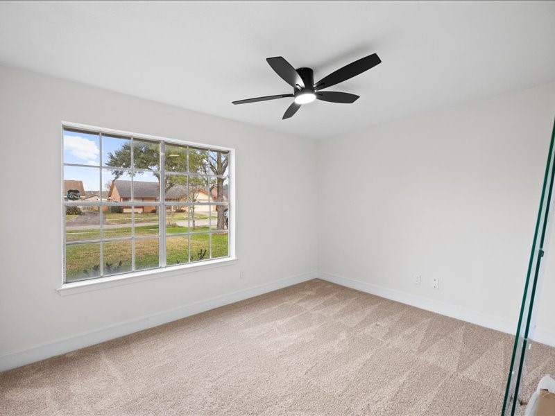 2314 Edgedale Drive Property Photo 13