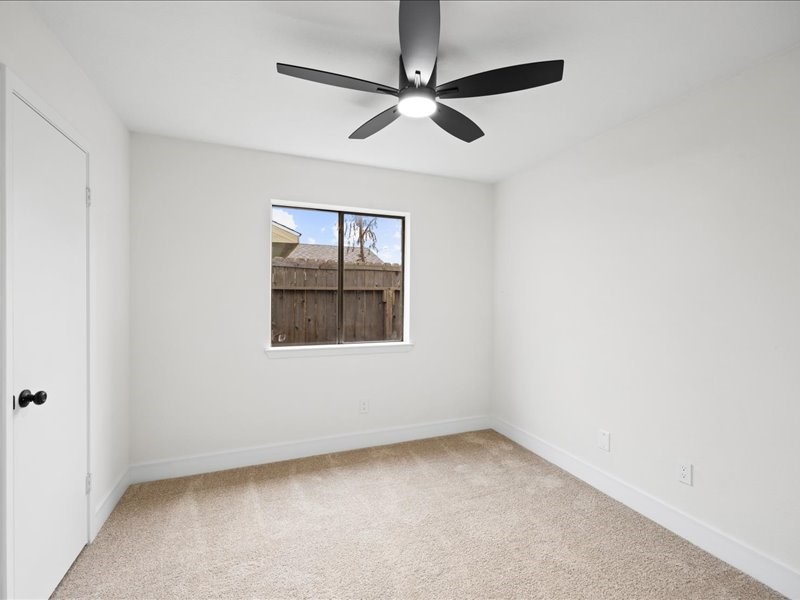 2314 Edgedale Drive Property Photo 17