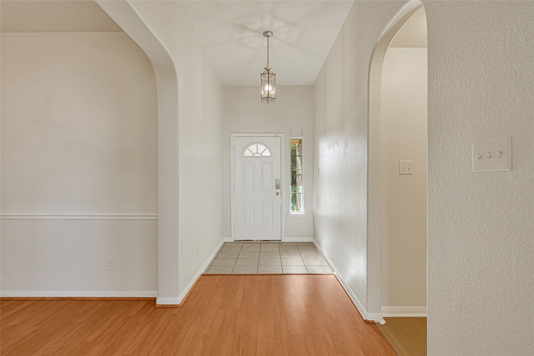 4014 Redwood Arbor Lane Property Photo 3