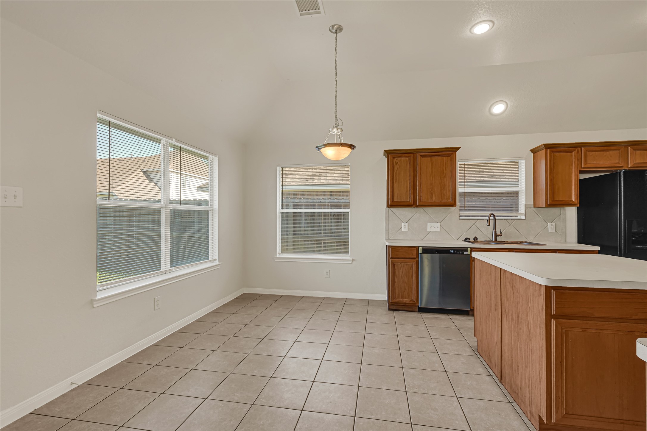 4014 Redwood Arbor Lane Property Photo 7