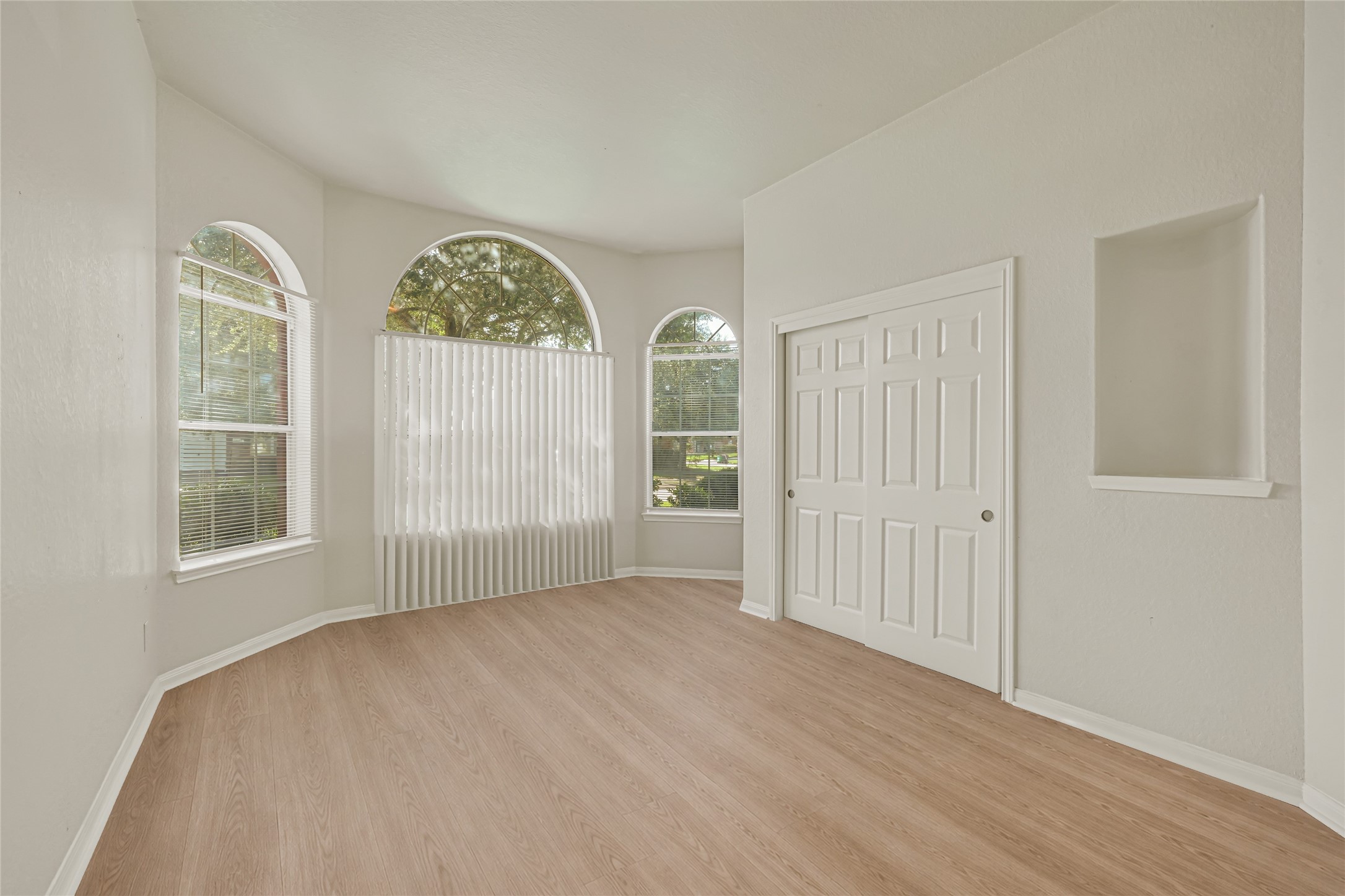 4014 Redwood Arbor Lane Property Photo 14