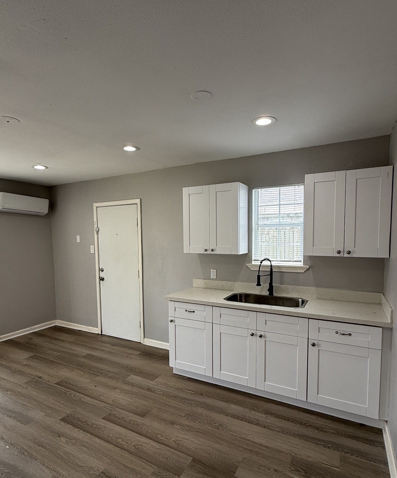 4315 Chapman Street Property Photo 6