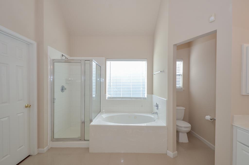 2135 Brinton Oaks Court Property Photo 20