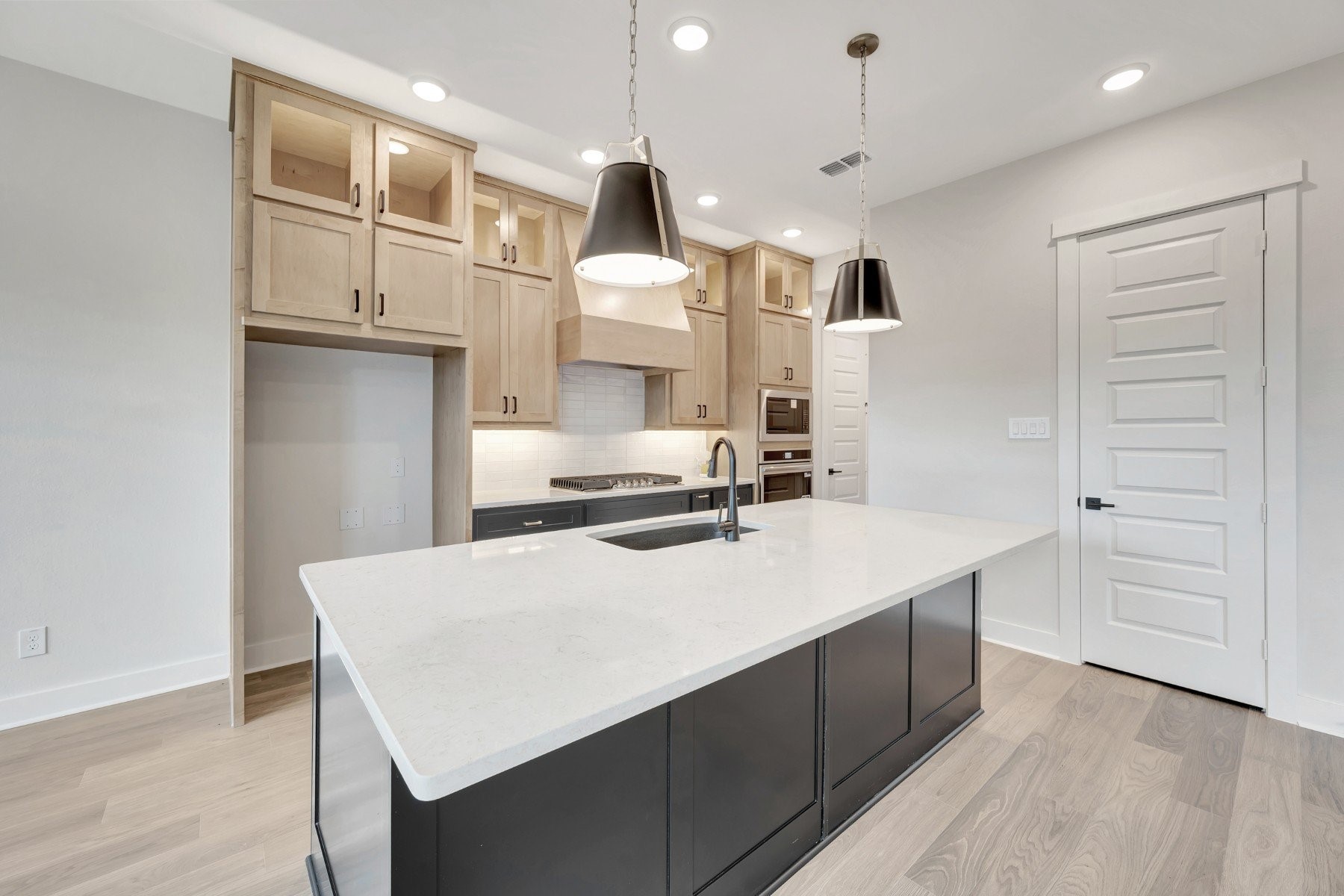 16021 Hayes Park Drive Property Photo 18