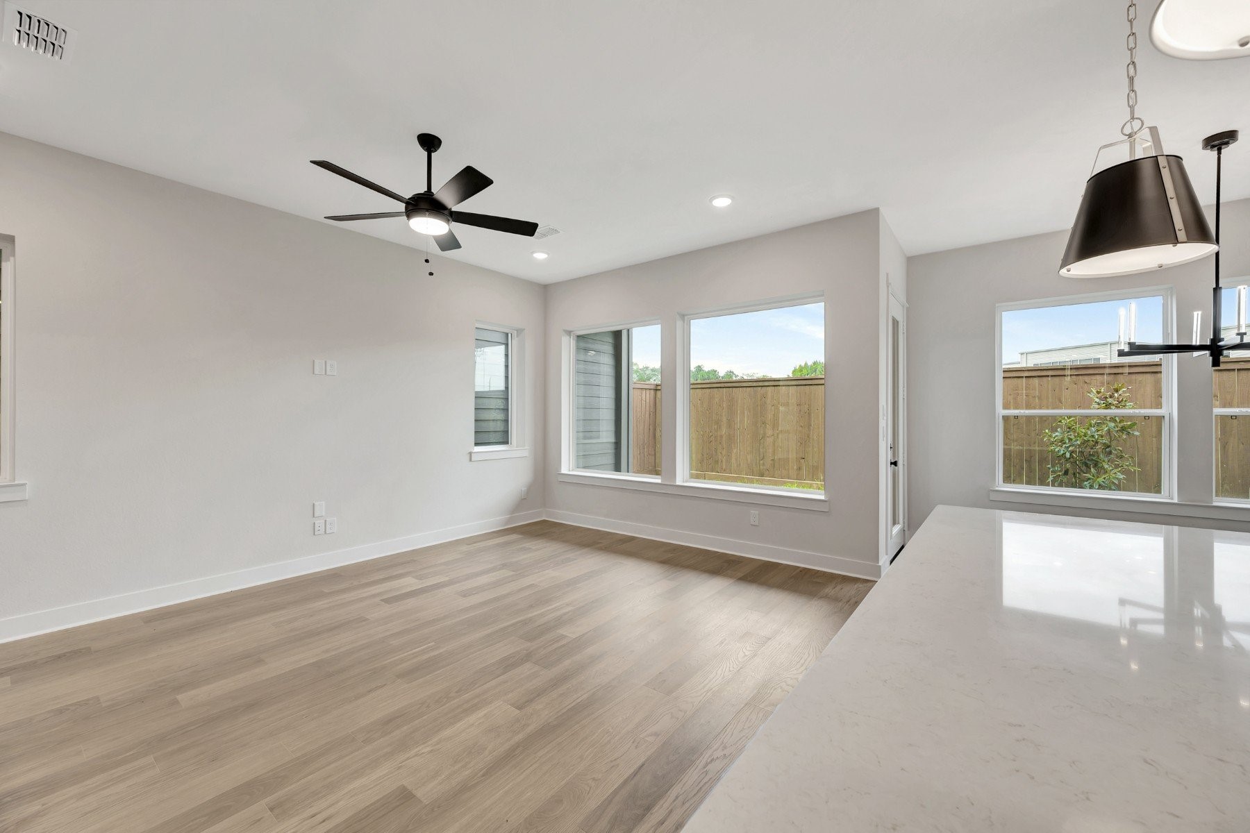 16021 Hayes Park Drive Property Photo 23