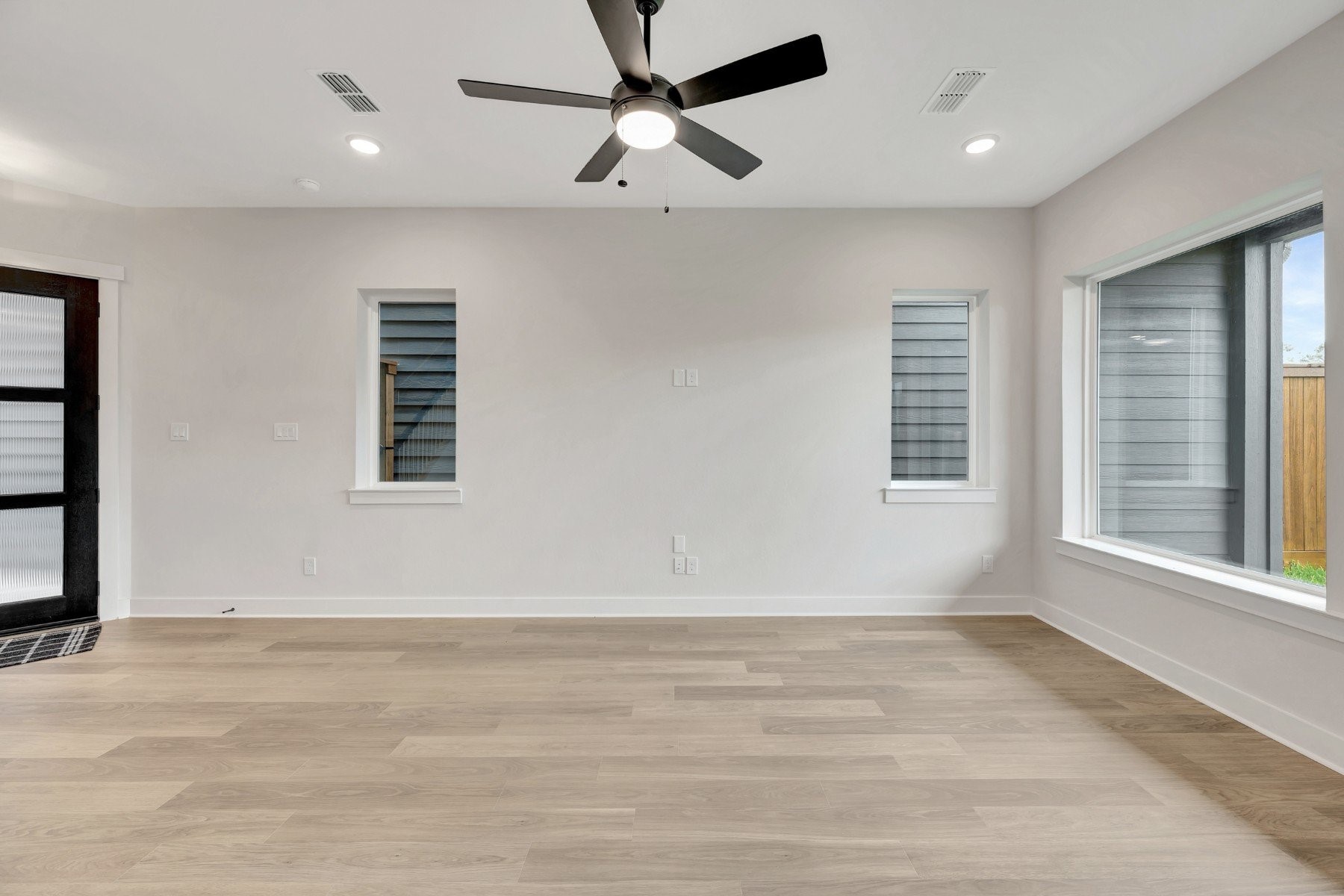 16021 Hayes Park Drive Property Photo 24