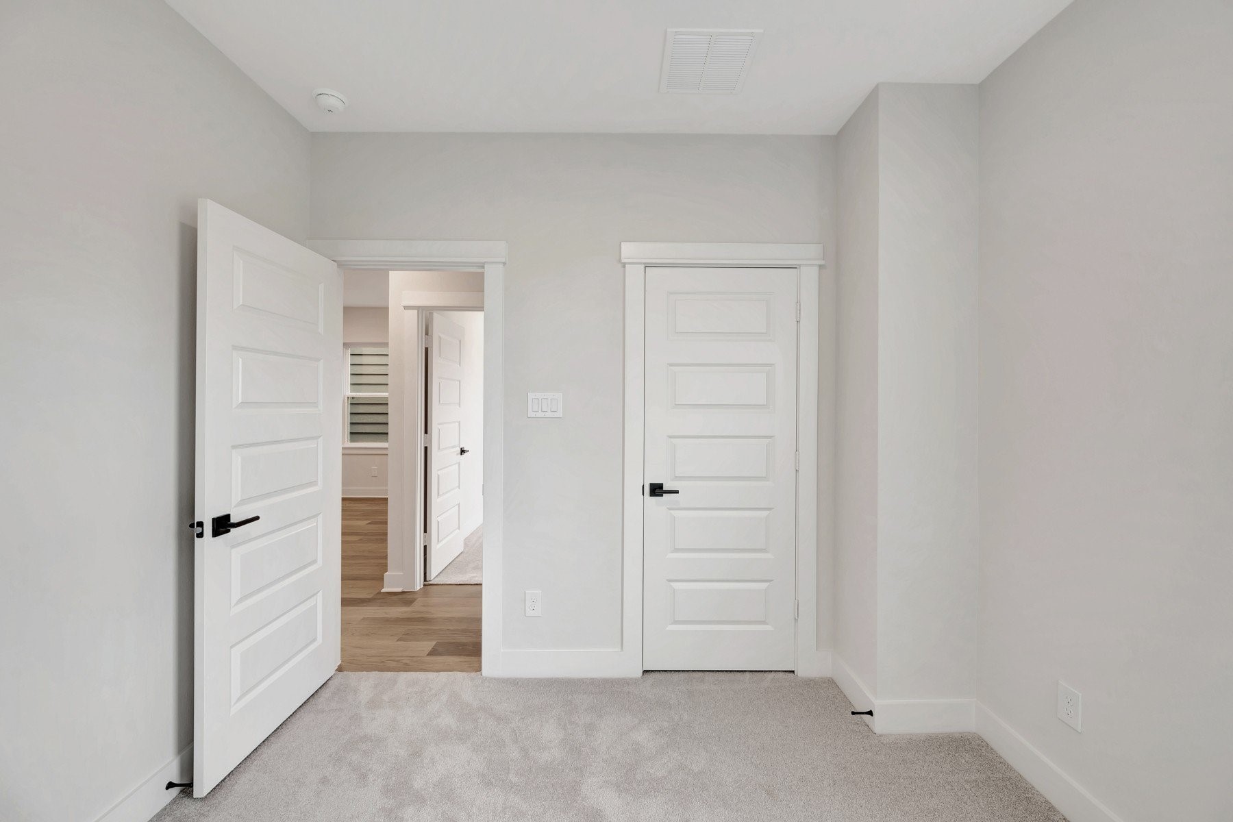 16021 Hayes Park Drive Property Photo 33