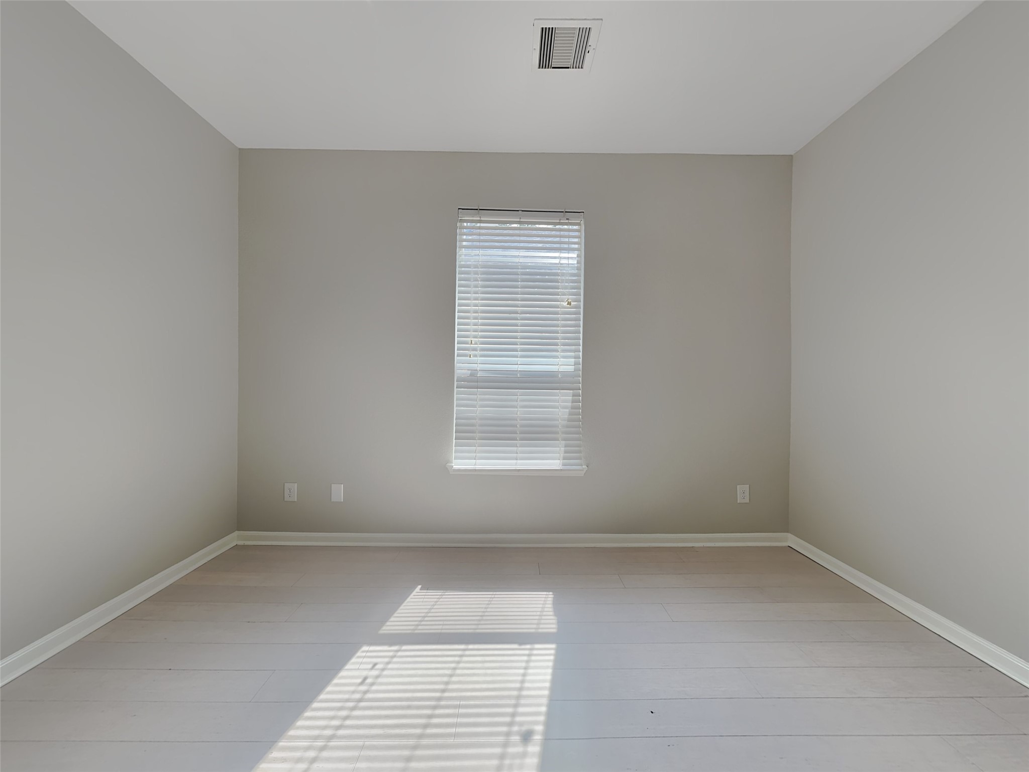 9443 Black Tooth Way Property Photo 4