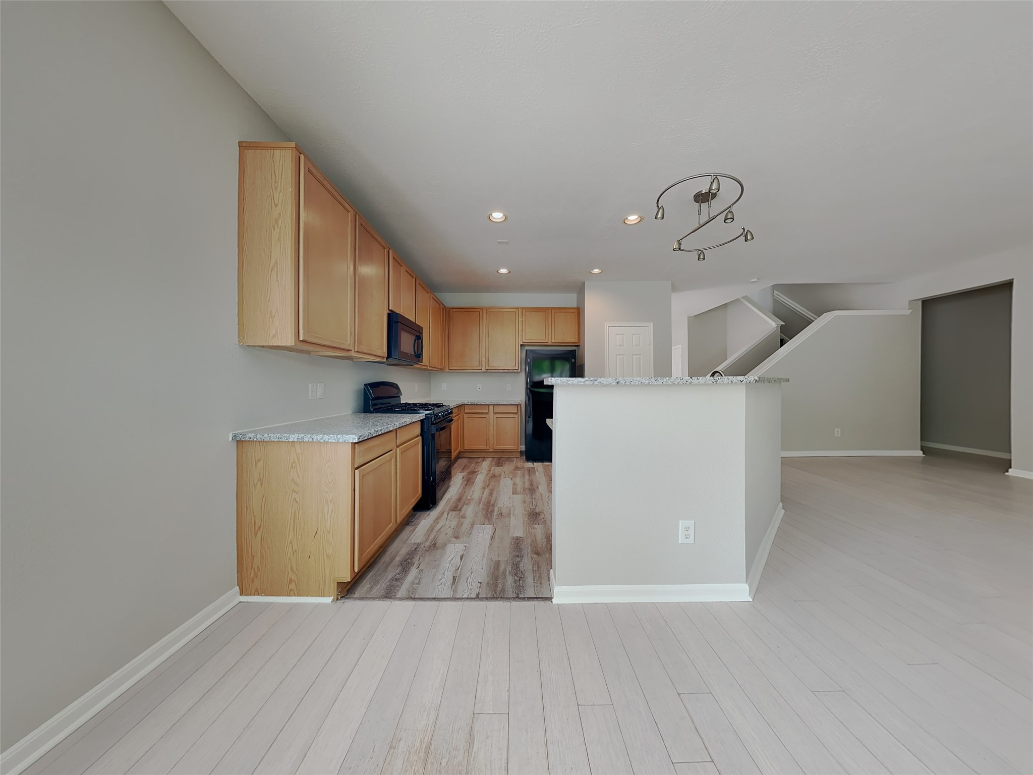 9443 Black Tooth Way Property Photo 7