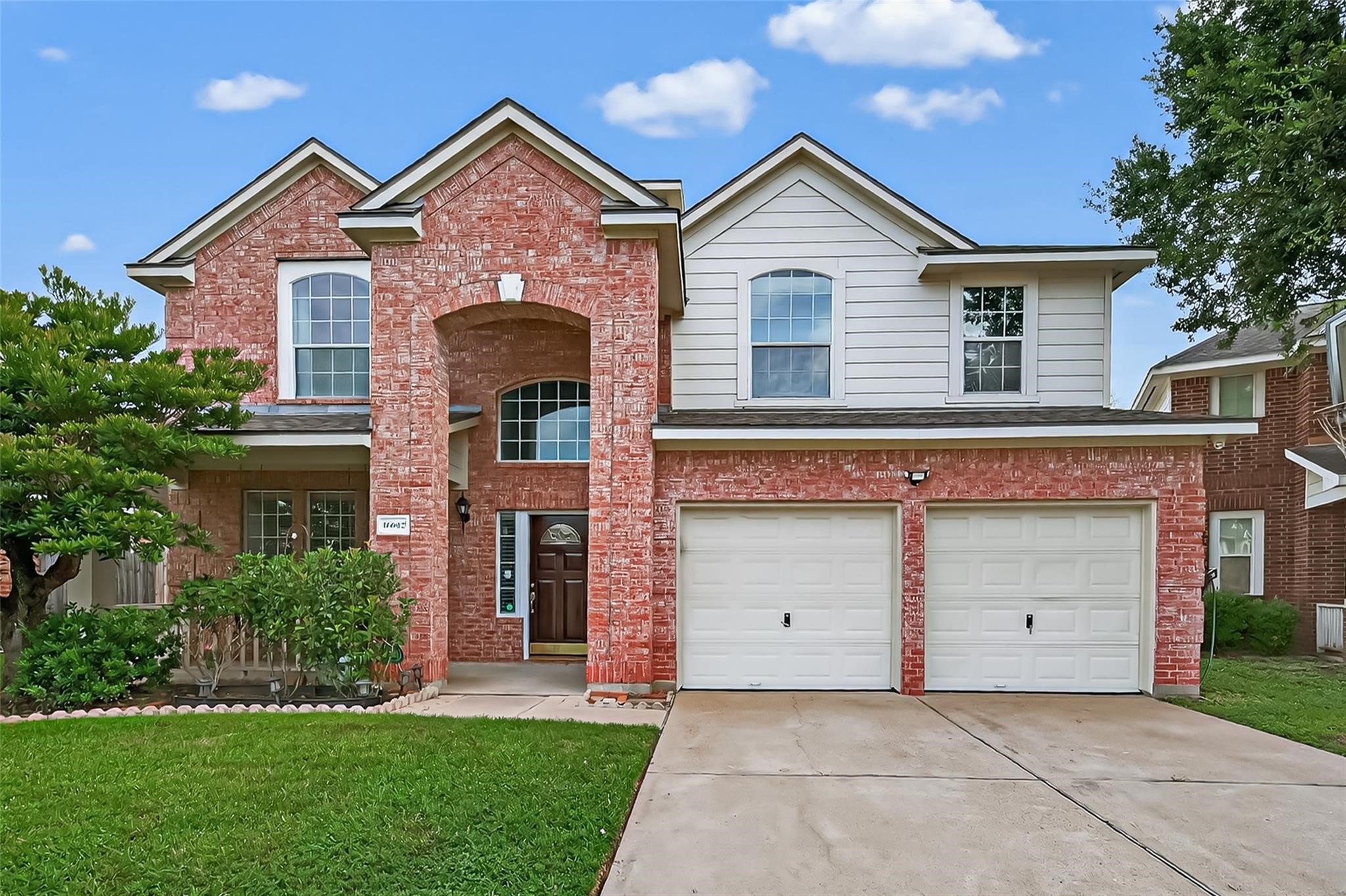 16642 Chinn Ridge Lane Property Photo 1