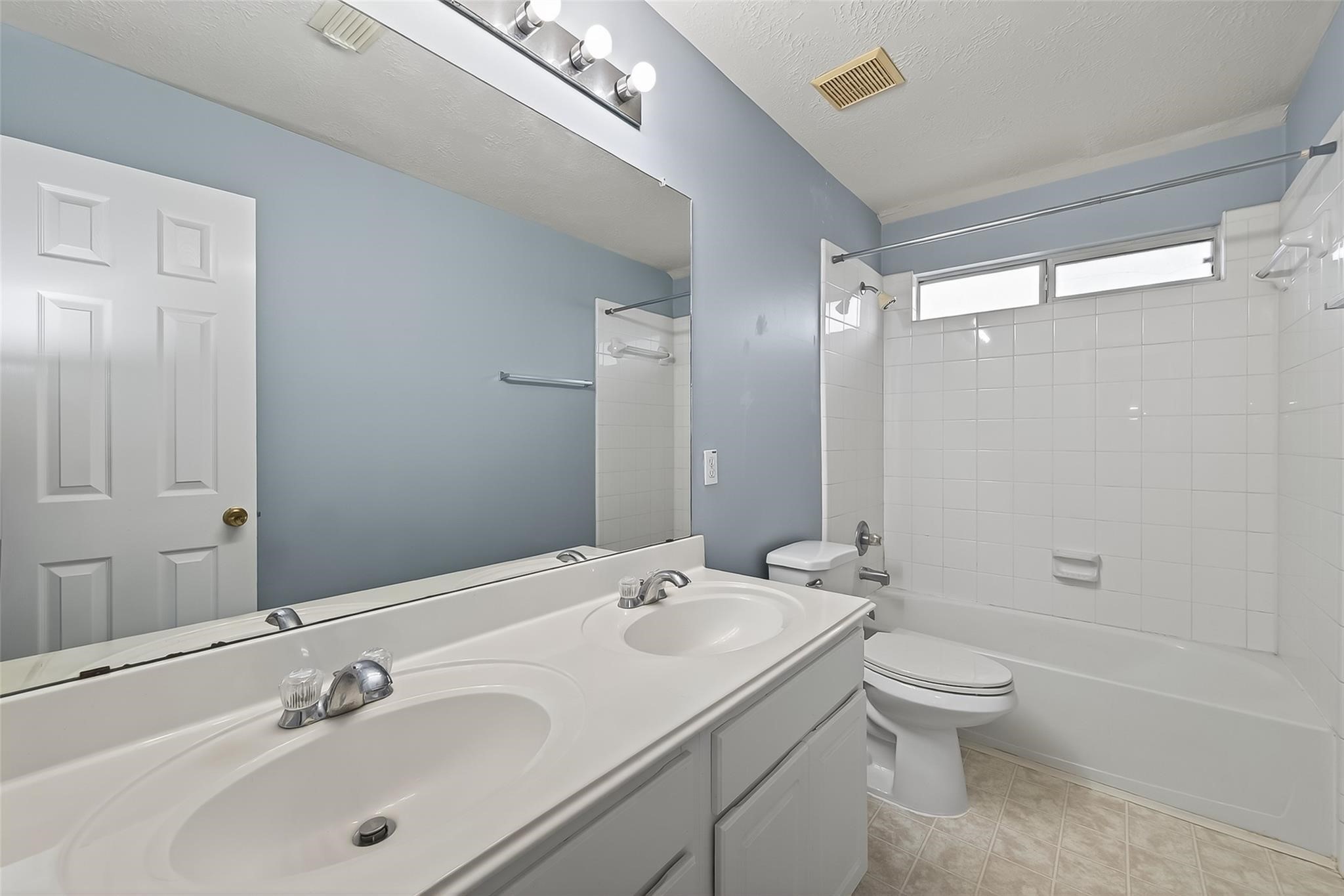 16642 Chinn Ridge Lane Property Photo 14