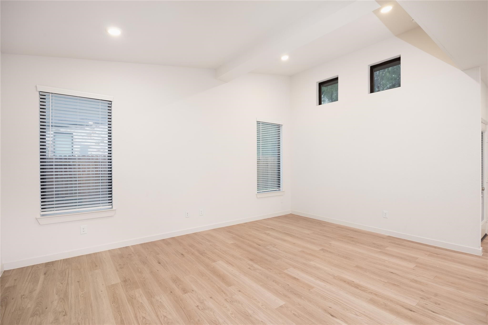 2515 Appian Way A Property Photo 15