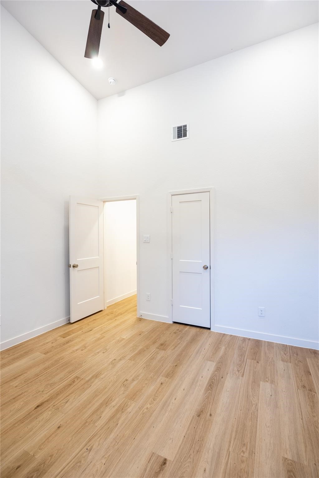 2515 Appian Way A Property Photo 27