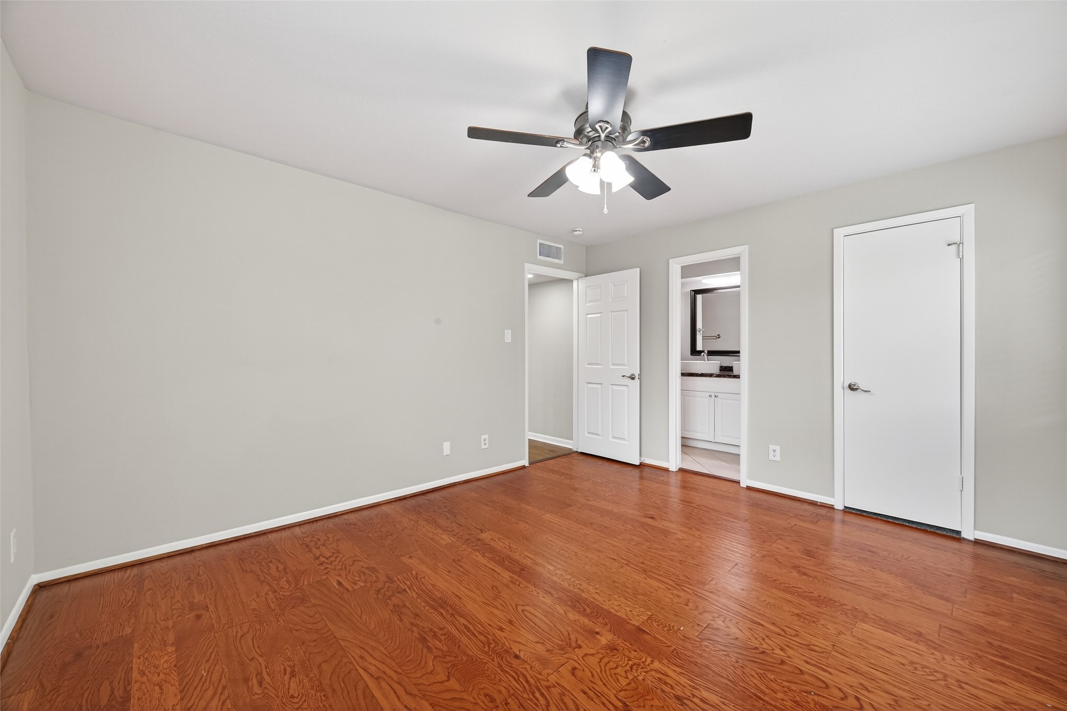 1114 Augusta Drive 10 Property Photo 25