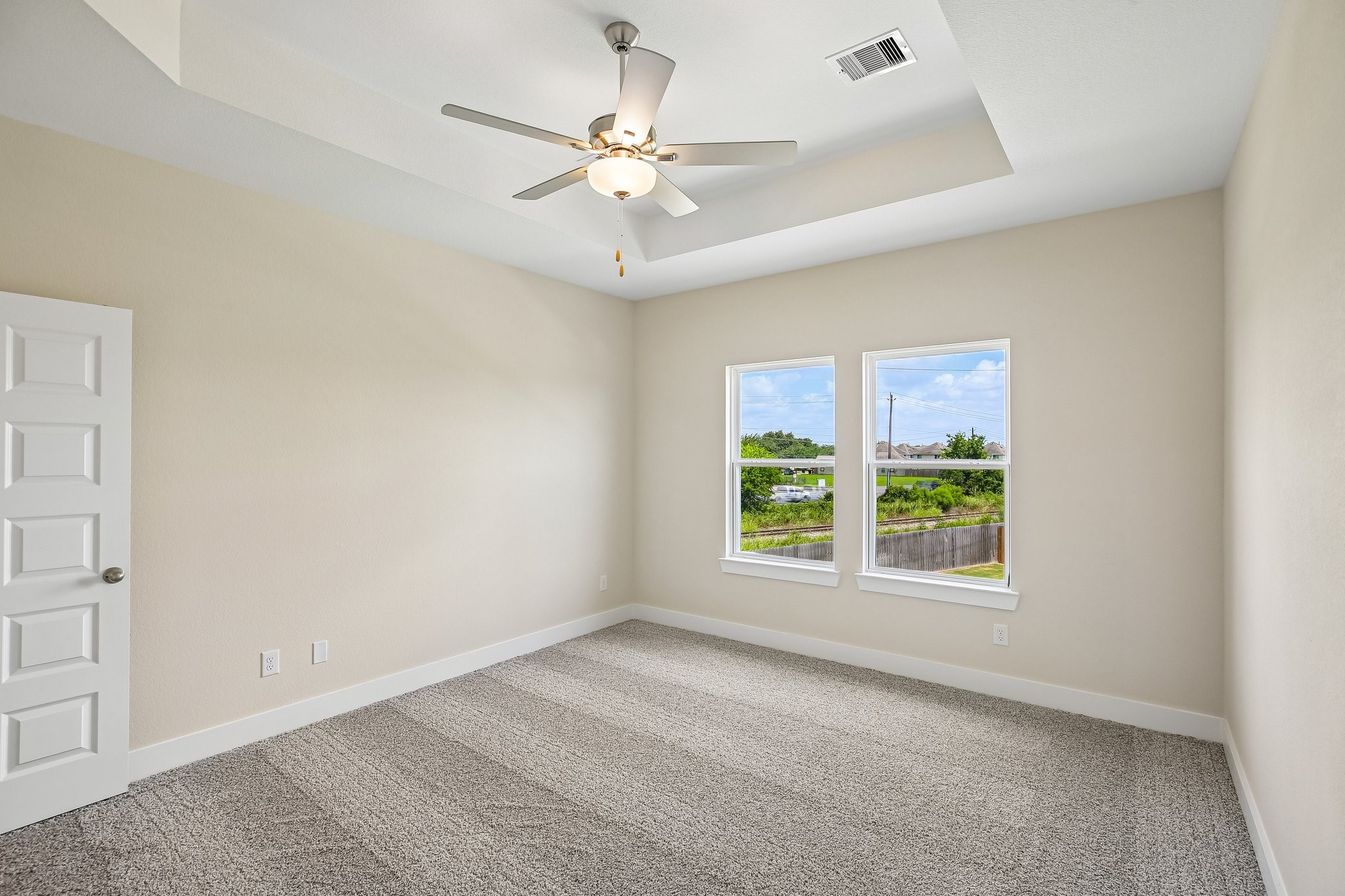 3009 La Rambla Drive Property Photo 9
