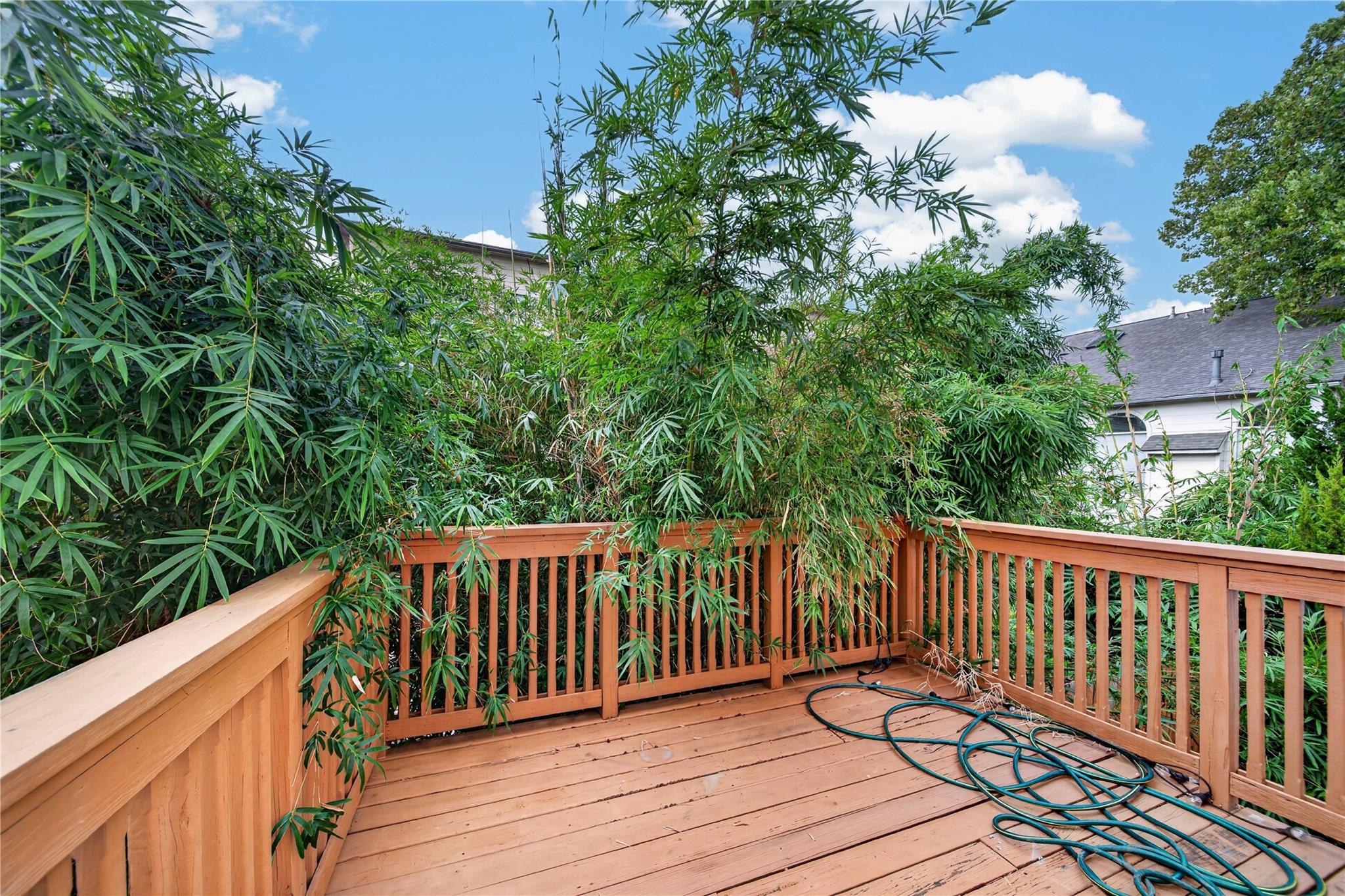 818 Lester Street Property Photo 50