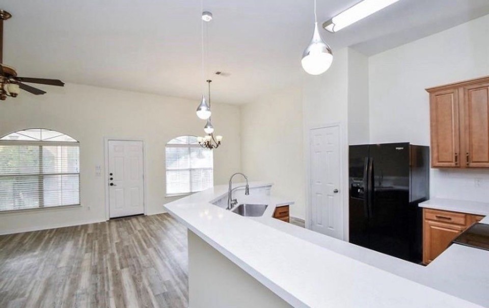 12755 Mill Ridge Dr 905 Property Photo 13