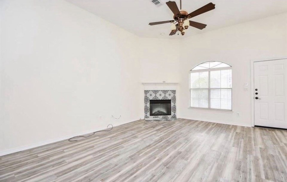 12755 Mill Ridge Dr 905 Property Photo 16