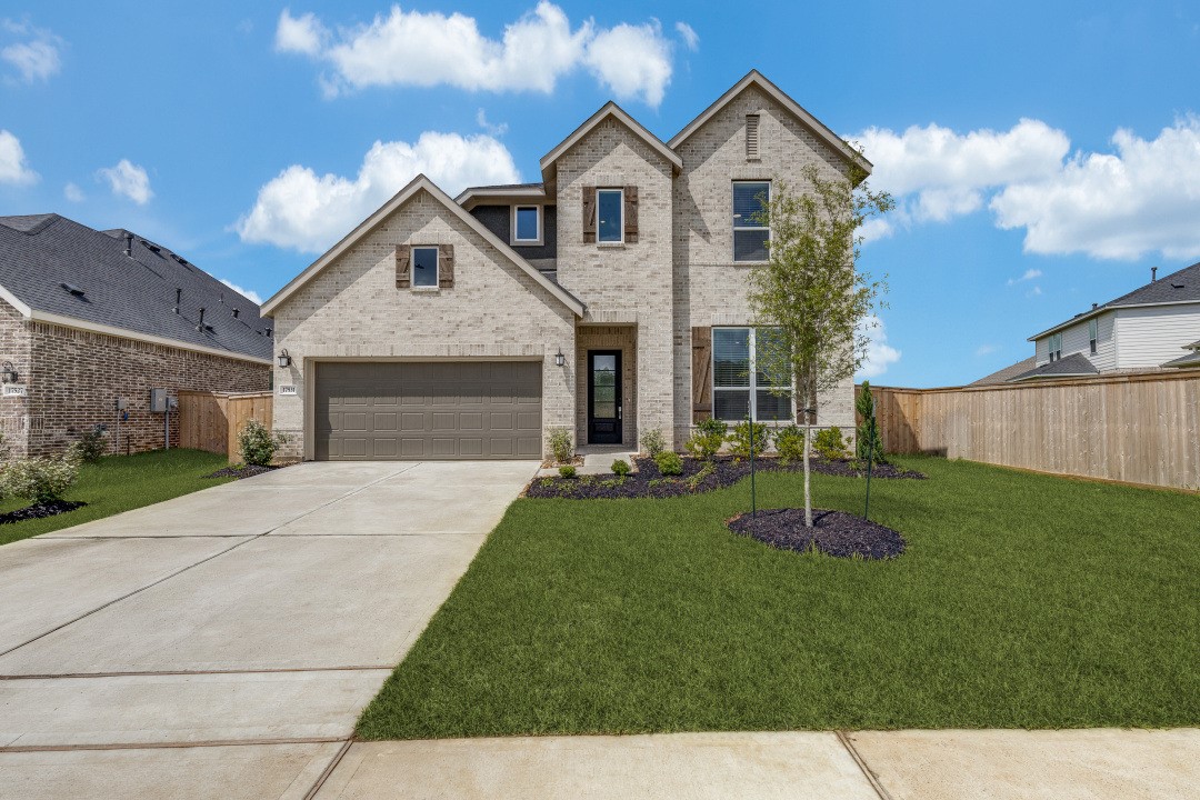 17531 Tulip Willow Way