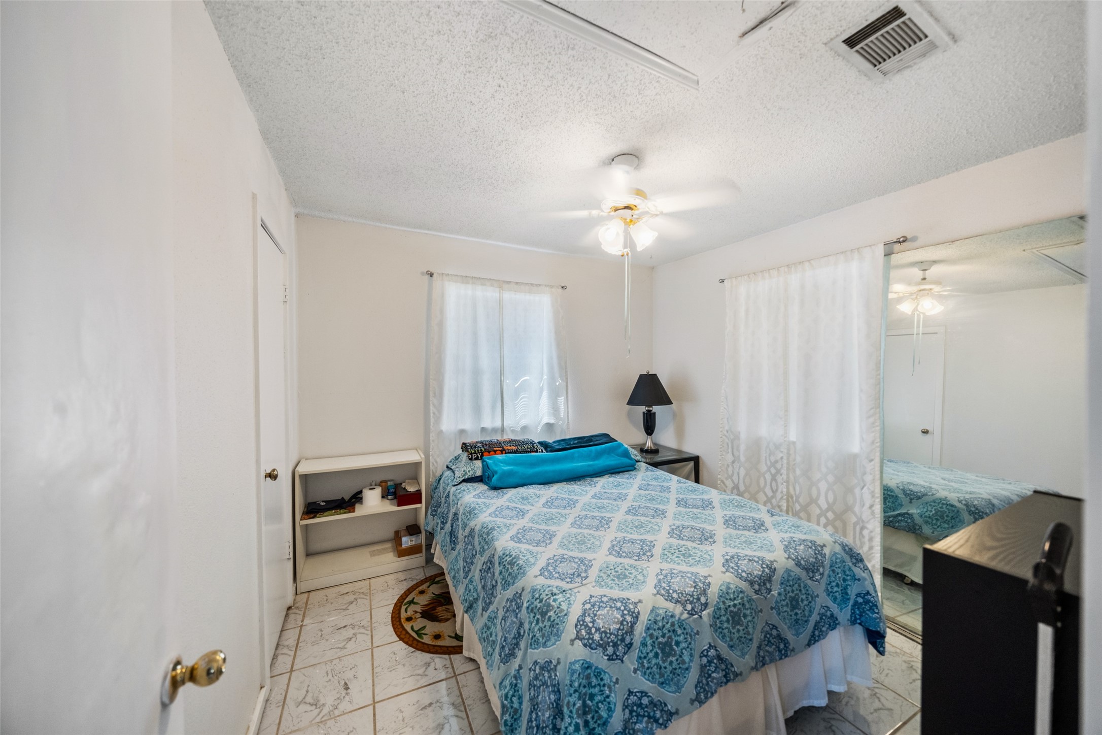 1227 Ave L Property Photo 9